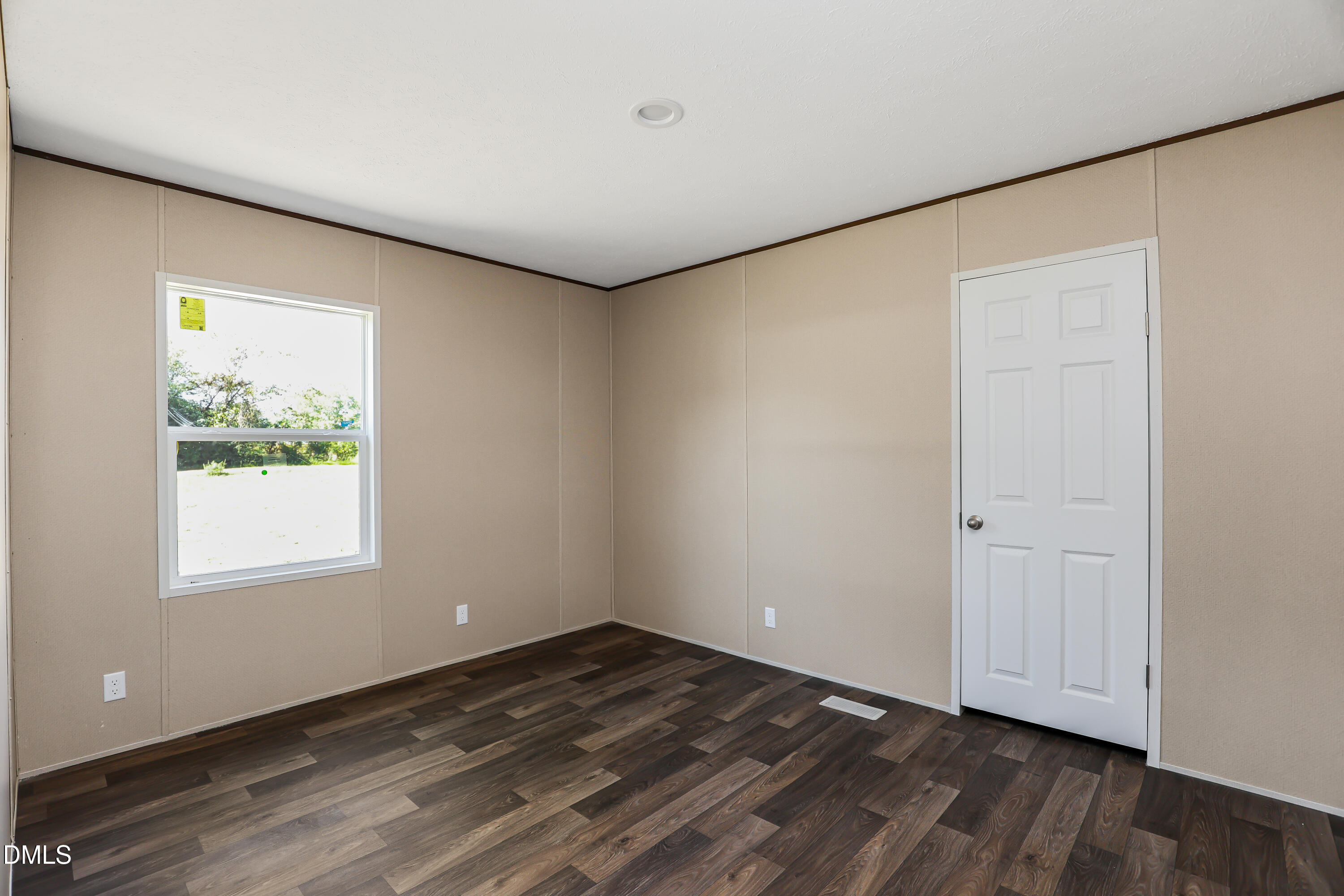 832 Burgess Circle Property Photo 25
