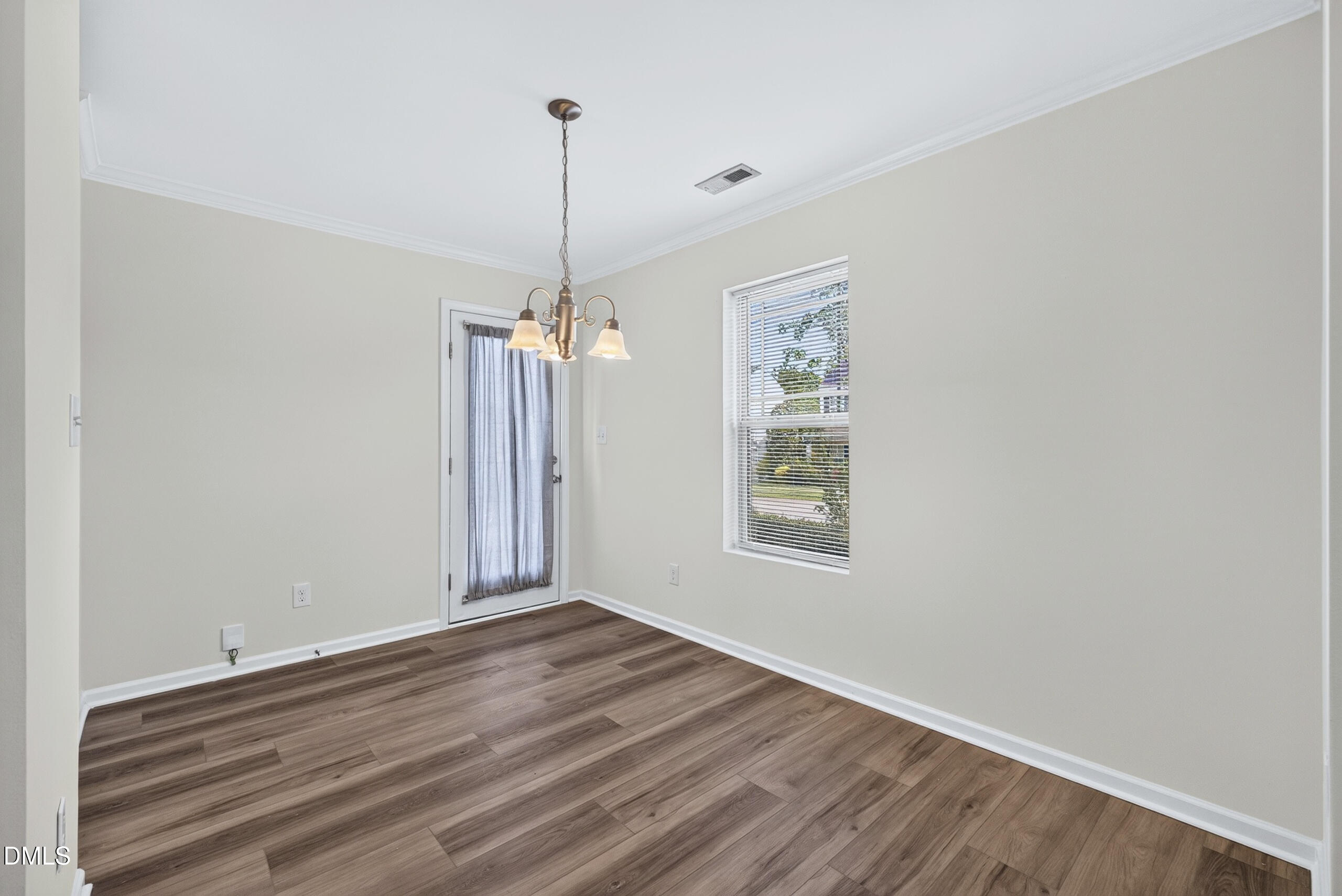 1734 Great Bend Drive Property Photo 14