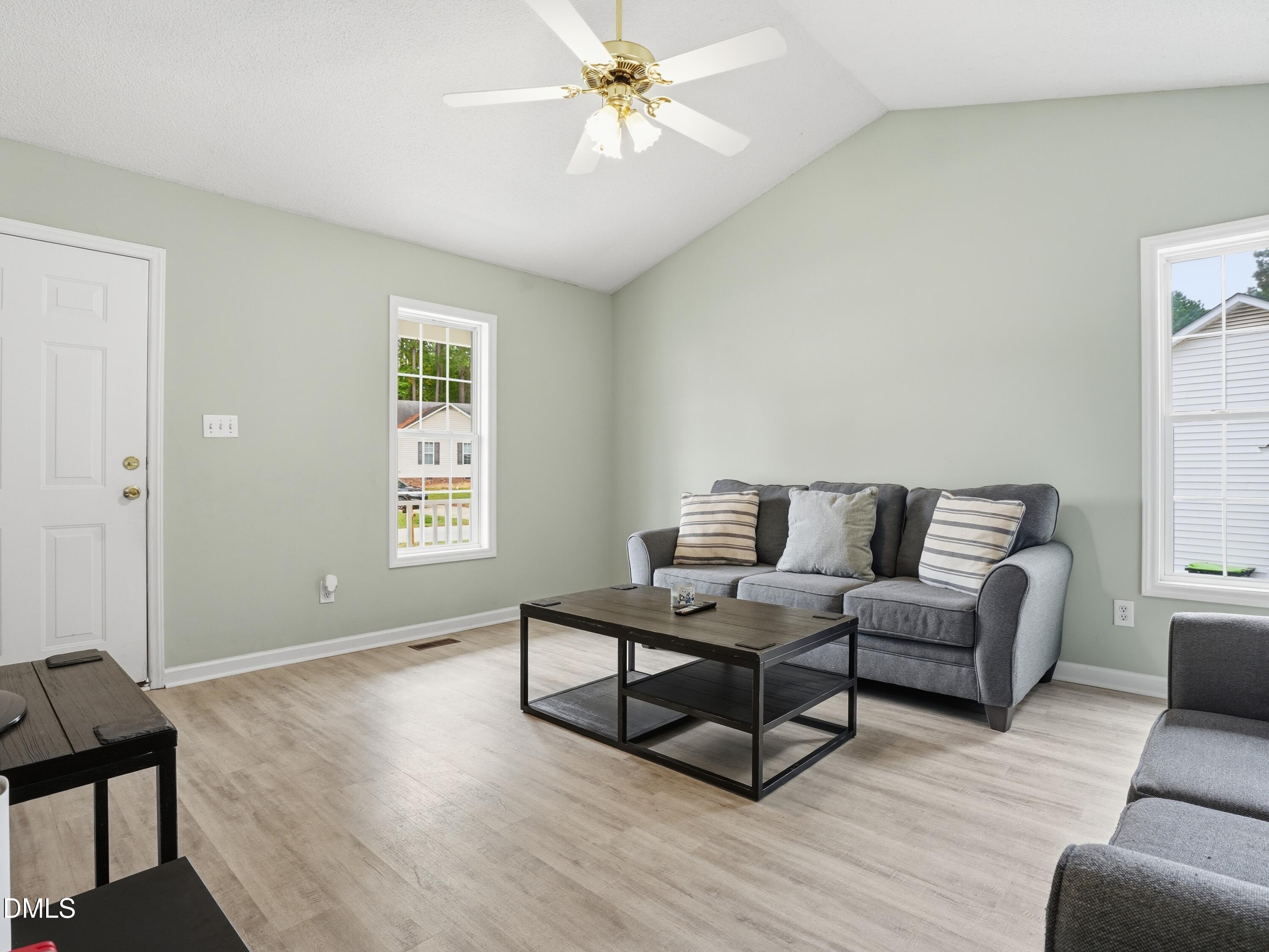 1036 Mailwood Drive Property Photo 3