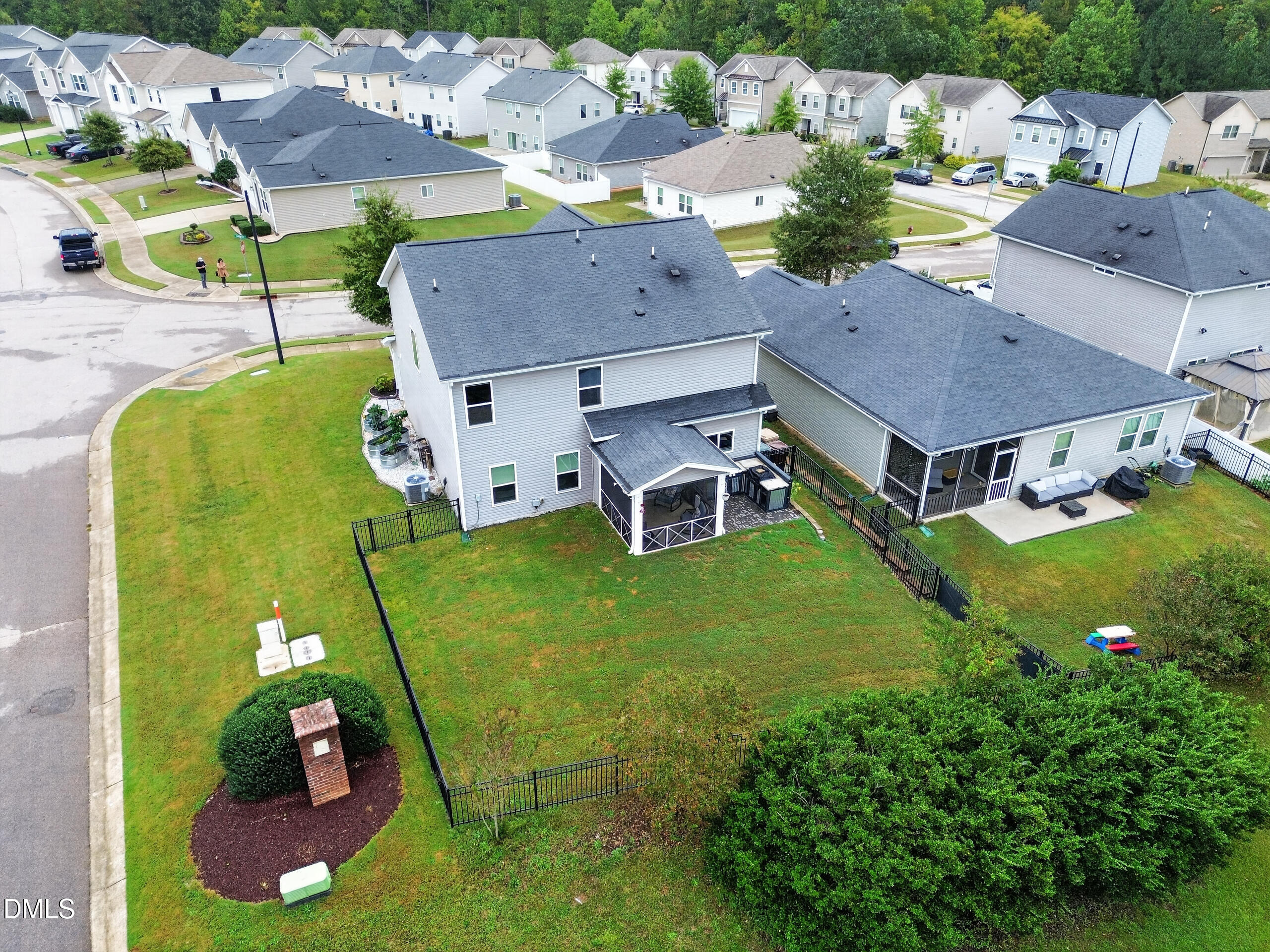 206 Yadkin Street Property Photo 4
