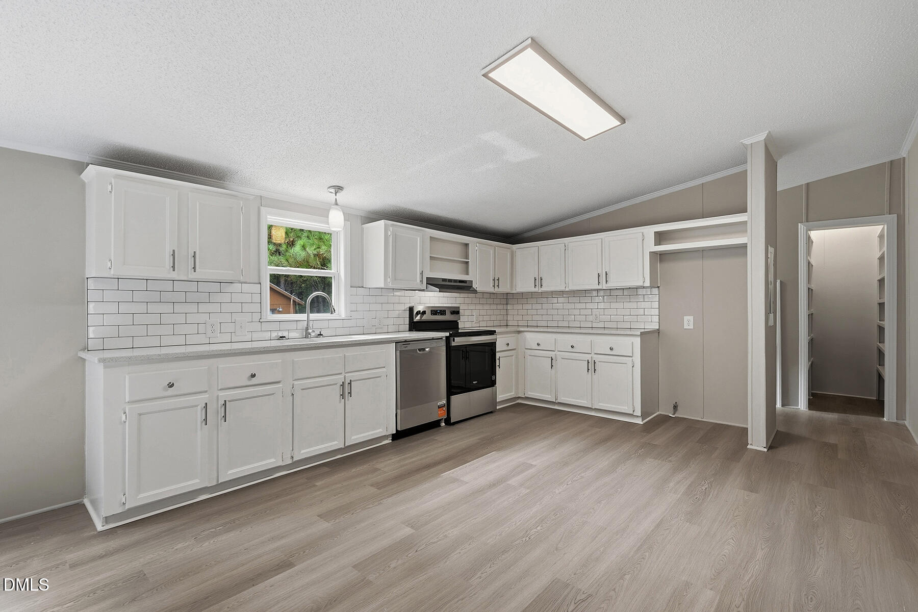 1677 Josephine Road Property Photo 10