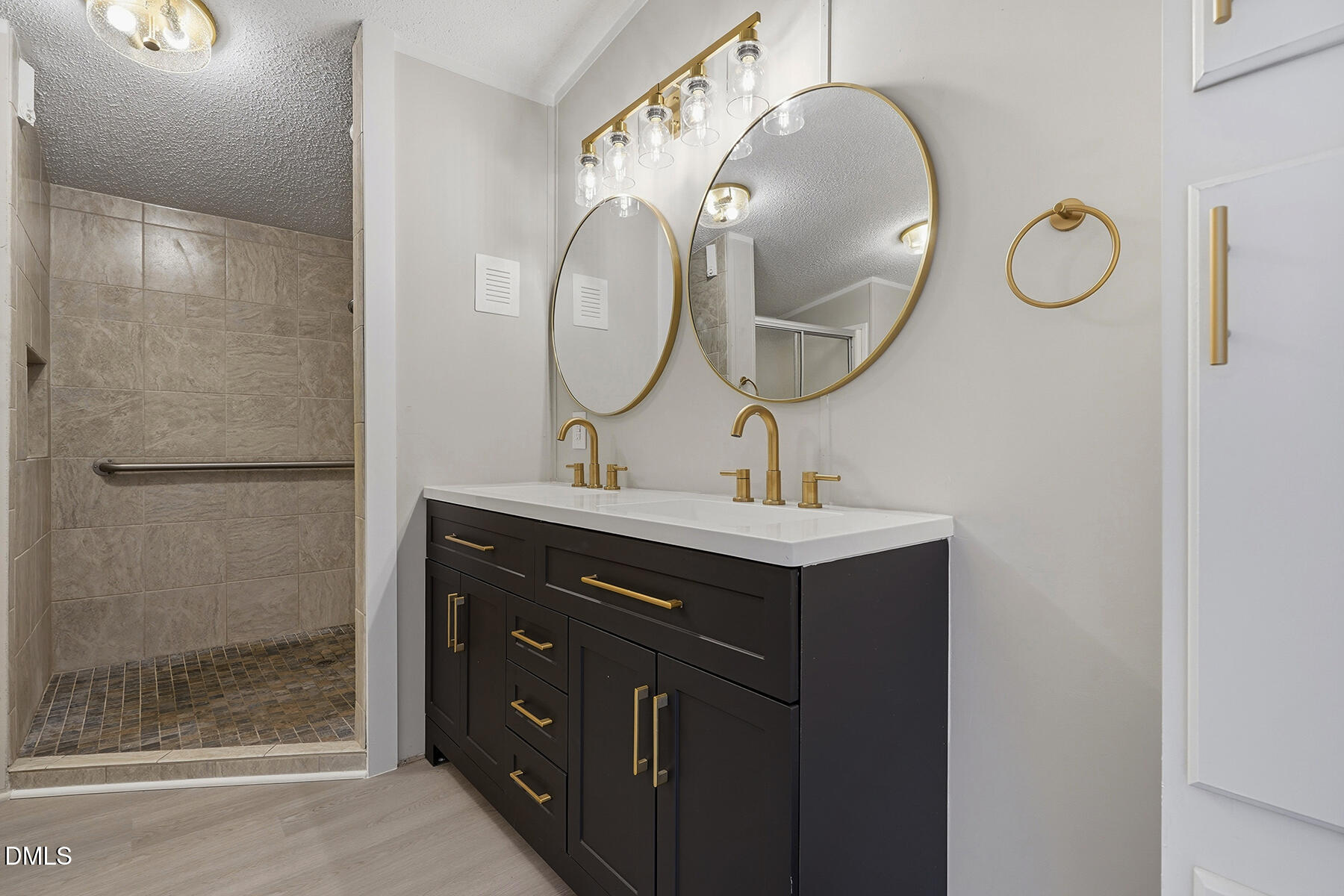 1677 Josephine Road Property Photo 23
