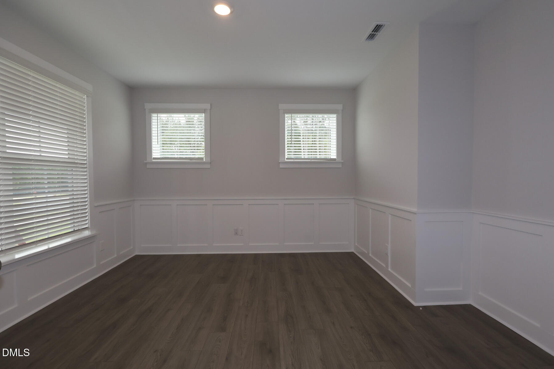 624 Blackwood Court Property Photo 6