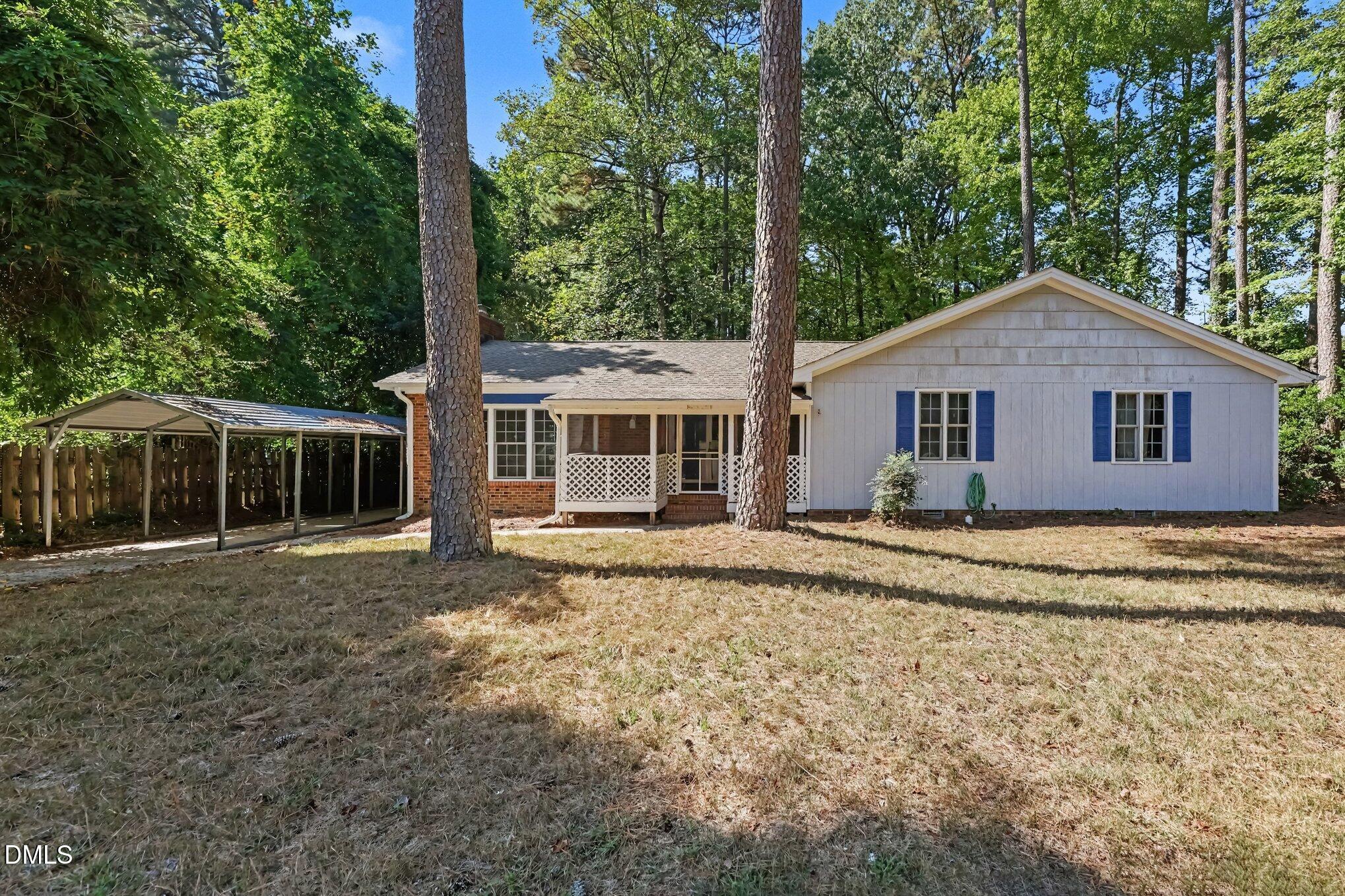 1407 Claymore Drive Property Photo 2