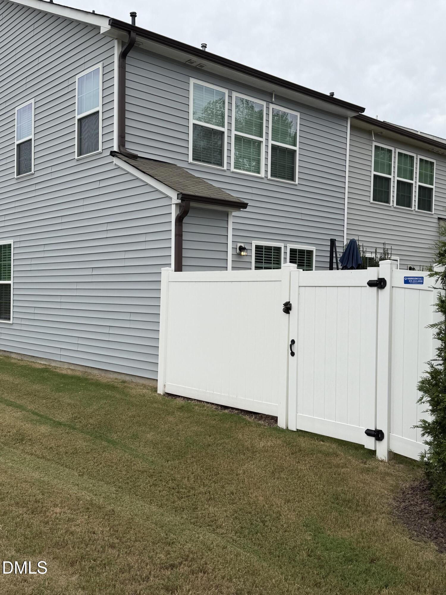 74 Polaris Avenue Property Photo 40