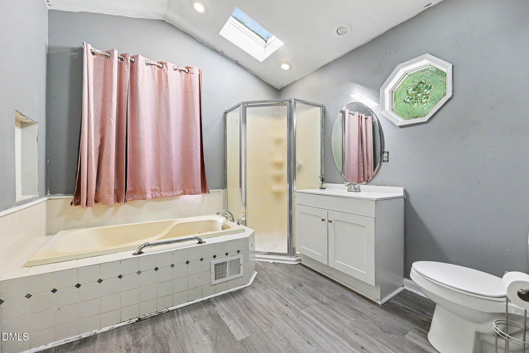 1203 Park Avenue Property Photo 4