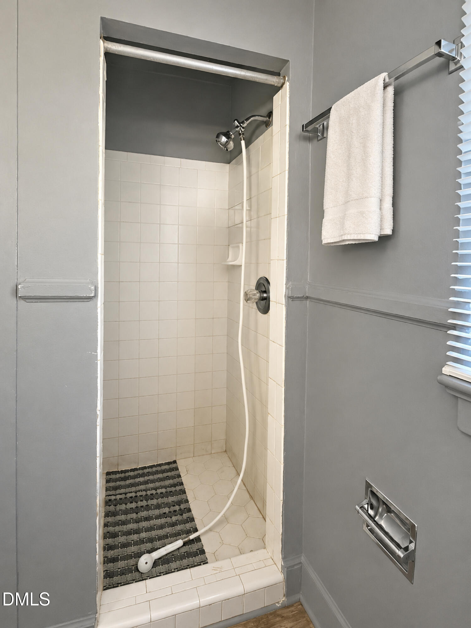 2705 N Roxboro Street Property Photo 13