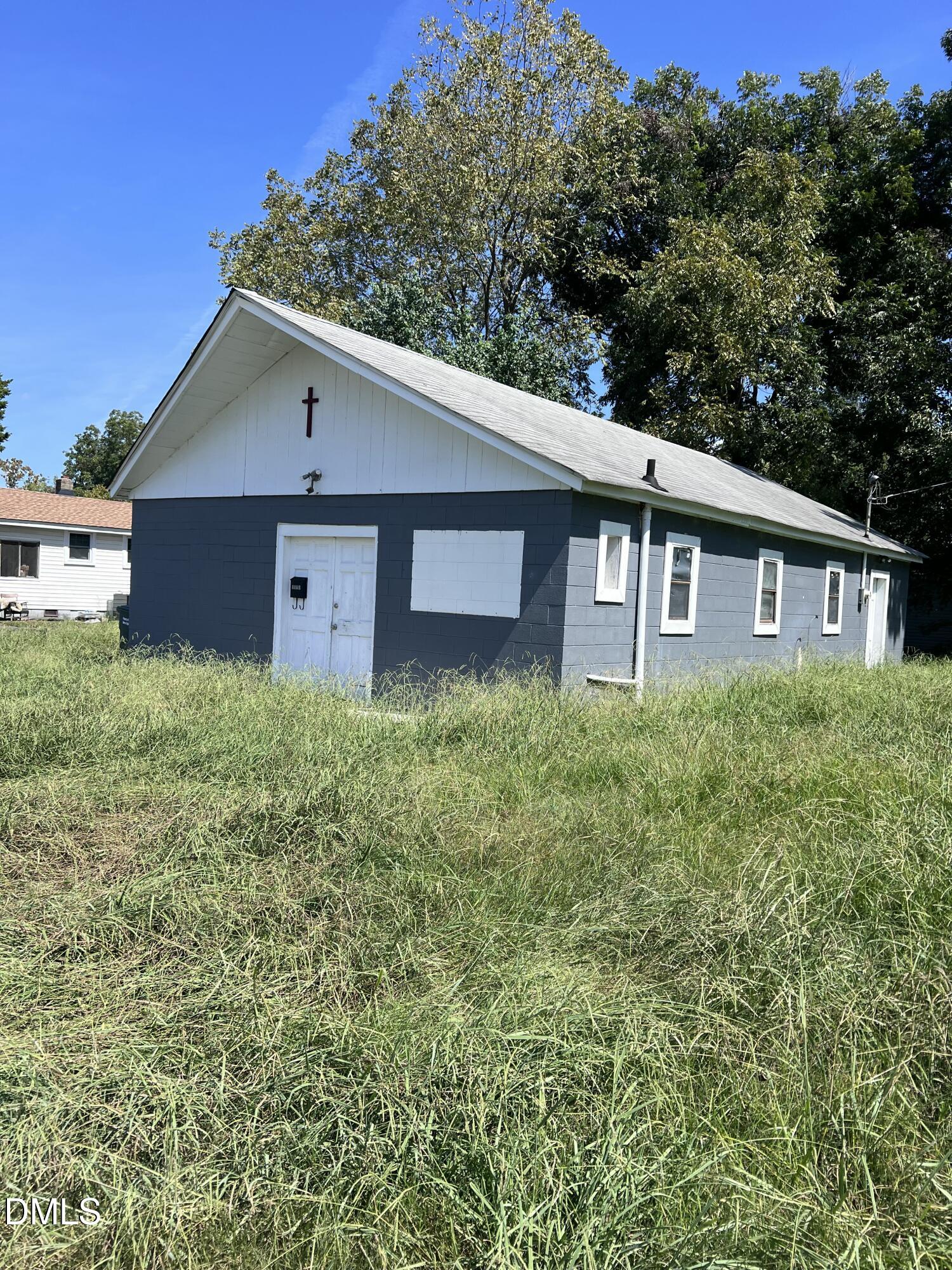 4323 New Street Property Photo 1