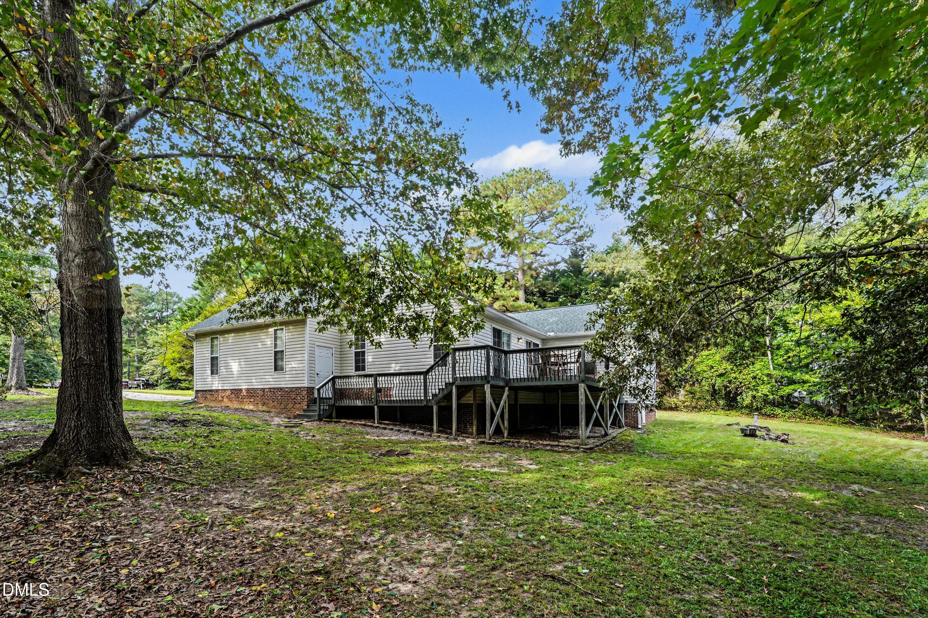 115 Lakeview Court Property Photo 30