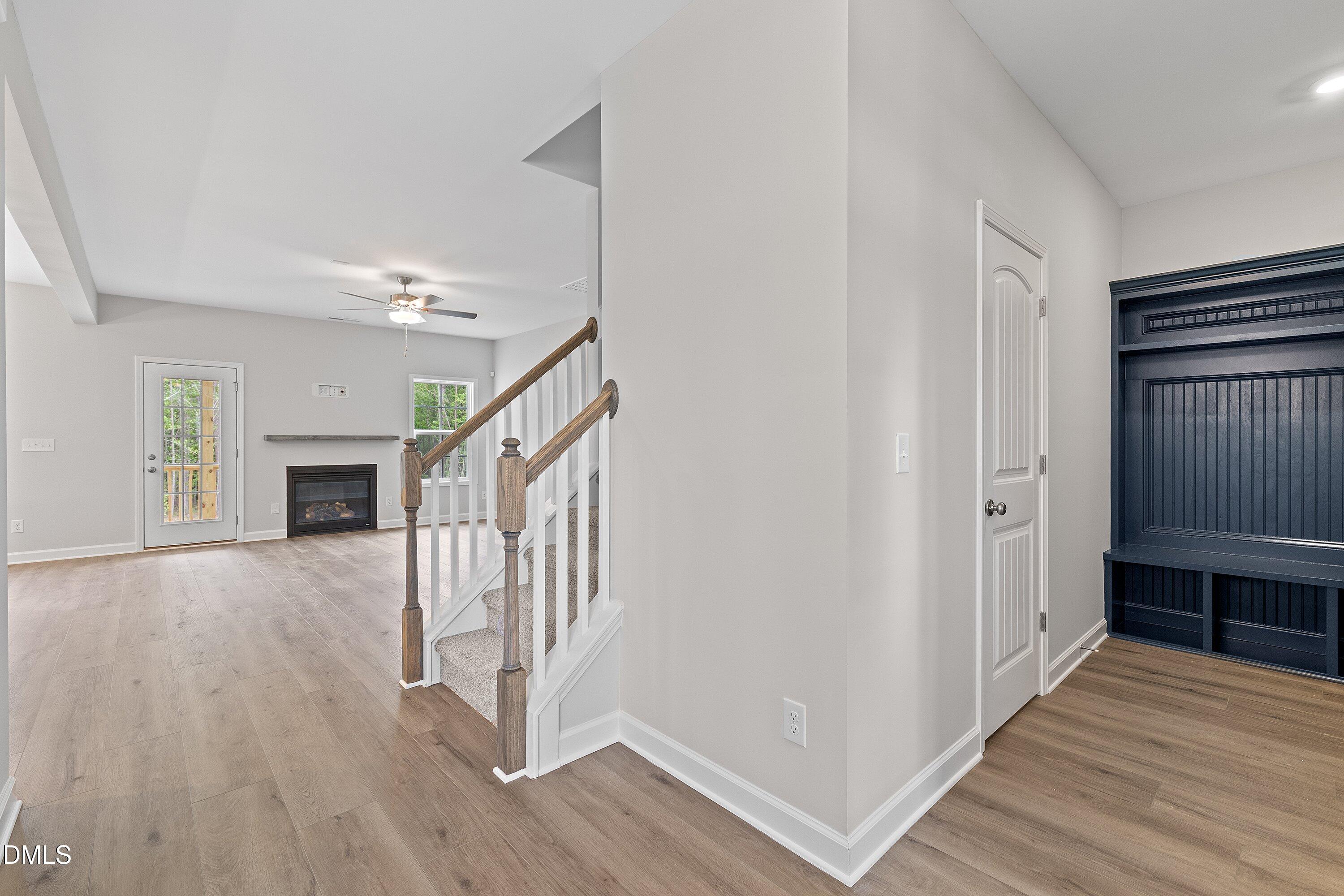771 E Clydes Point Way Property Photo 2