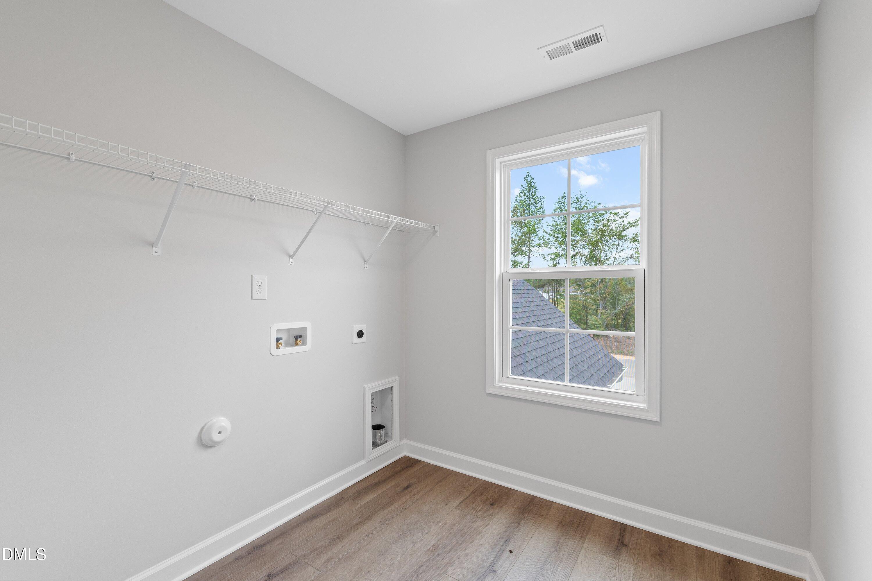 771 E Clydes Point Way Property Photo 32