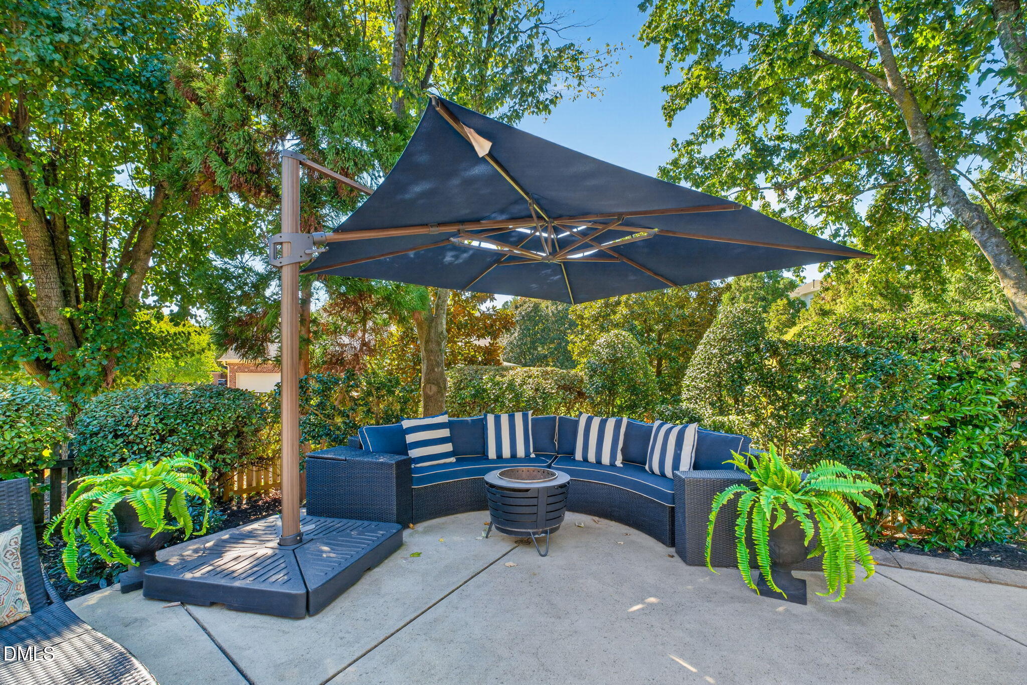 2304 Narrawood Street Property Photo 44