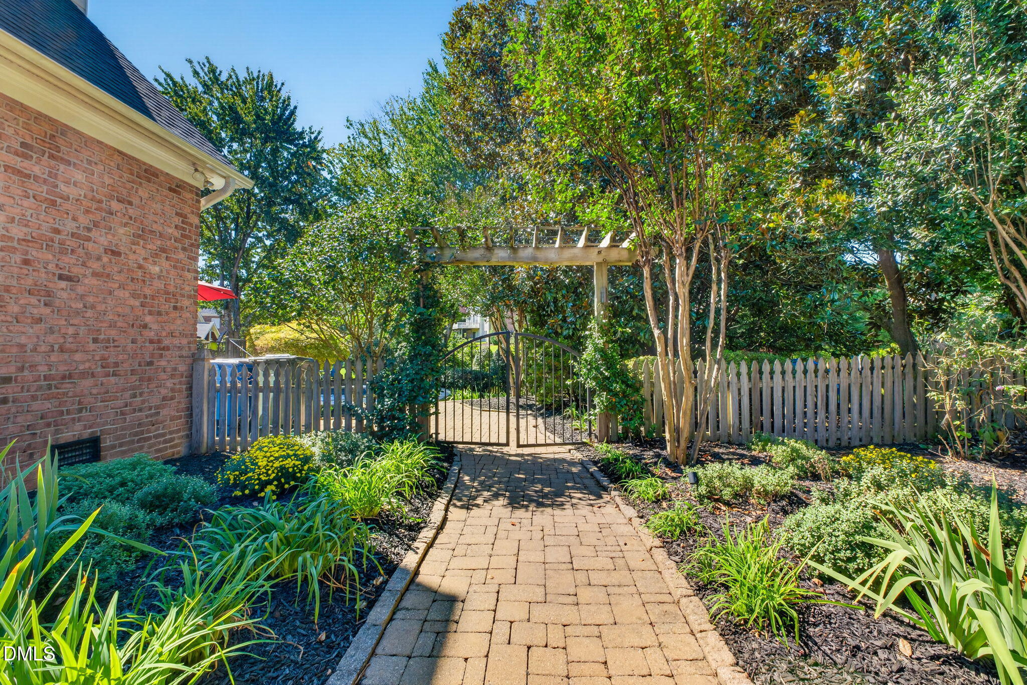 2304 Narrawood Street Property Photo 48