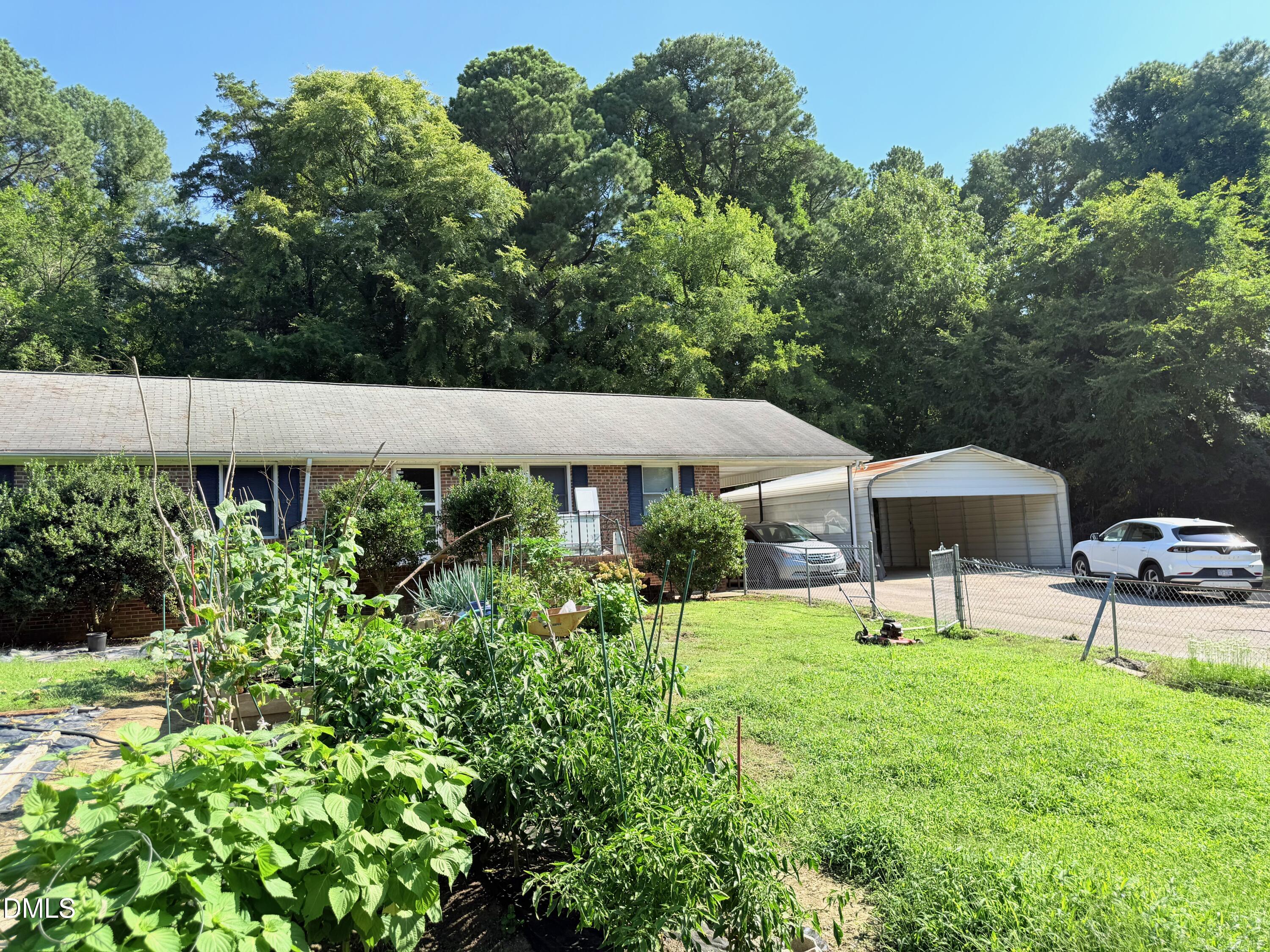 629 Nc-54 Property Photo 1