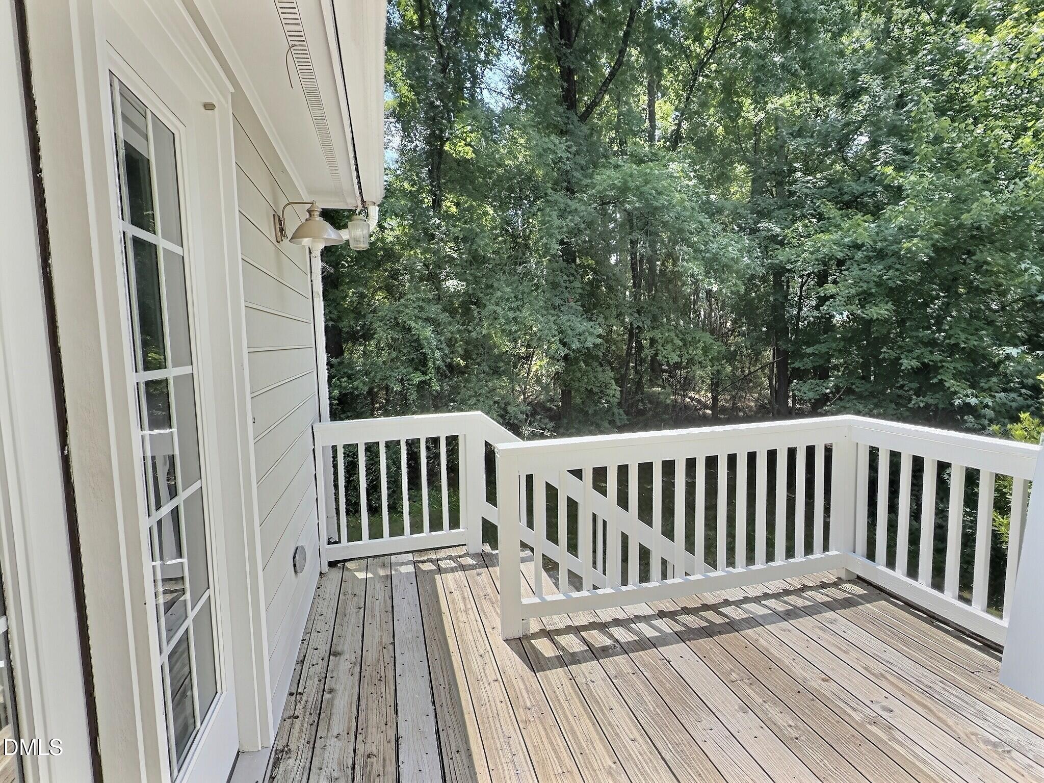 109 Weatherhill Point Property Photo 26