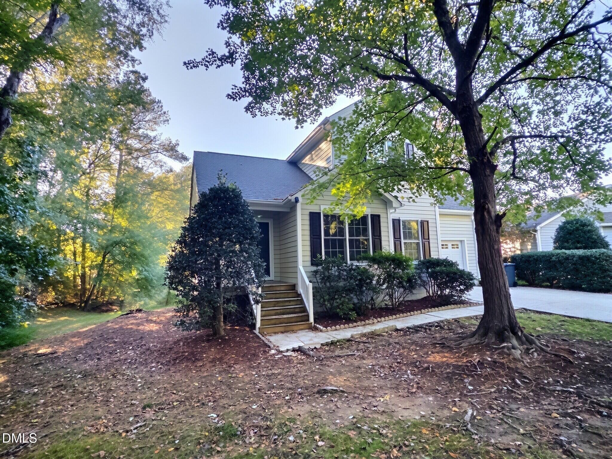 109 Weatherhill Point Property Photo 33