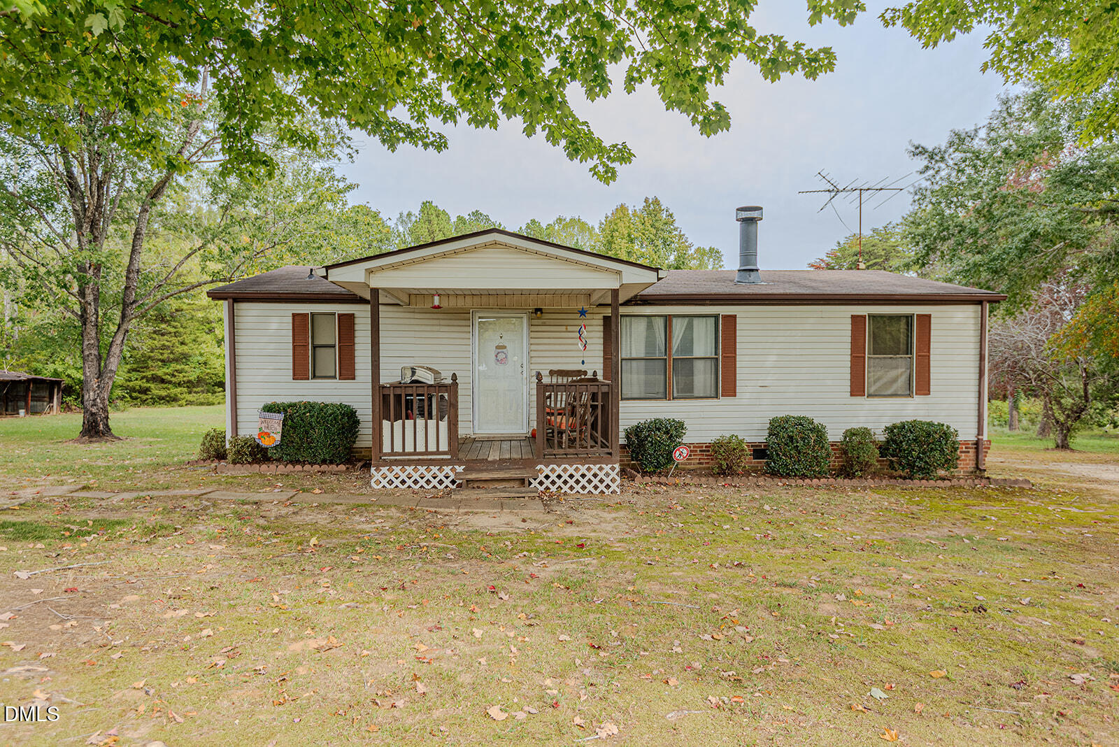 1429 Newnam Road Property Photo 1