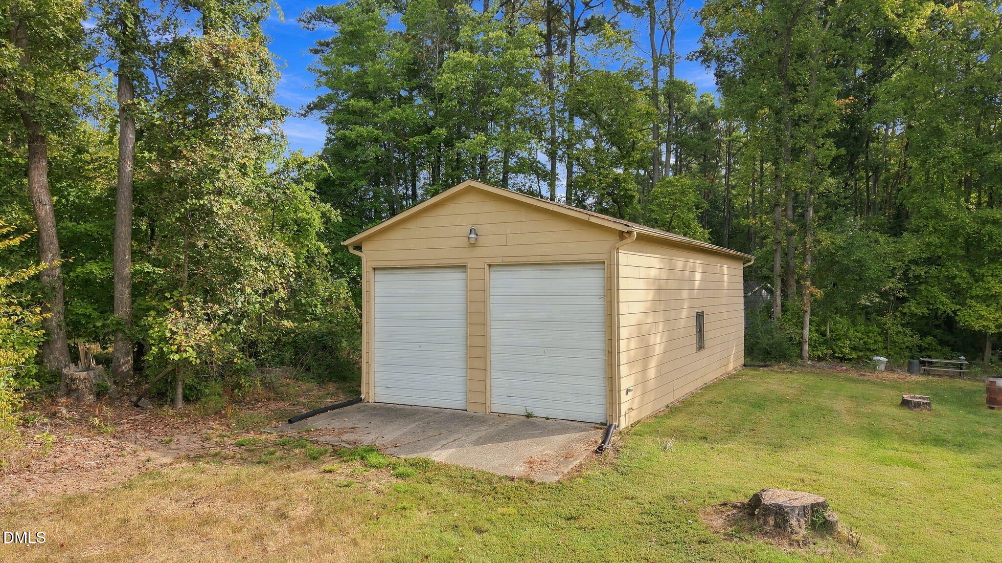 3911 Holder Road Property Photo 14
