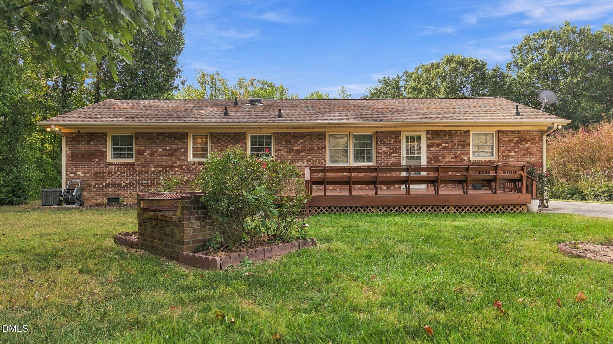 3911 Holder Road Property Photo 22