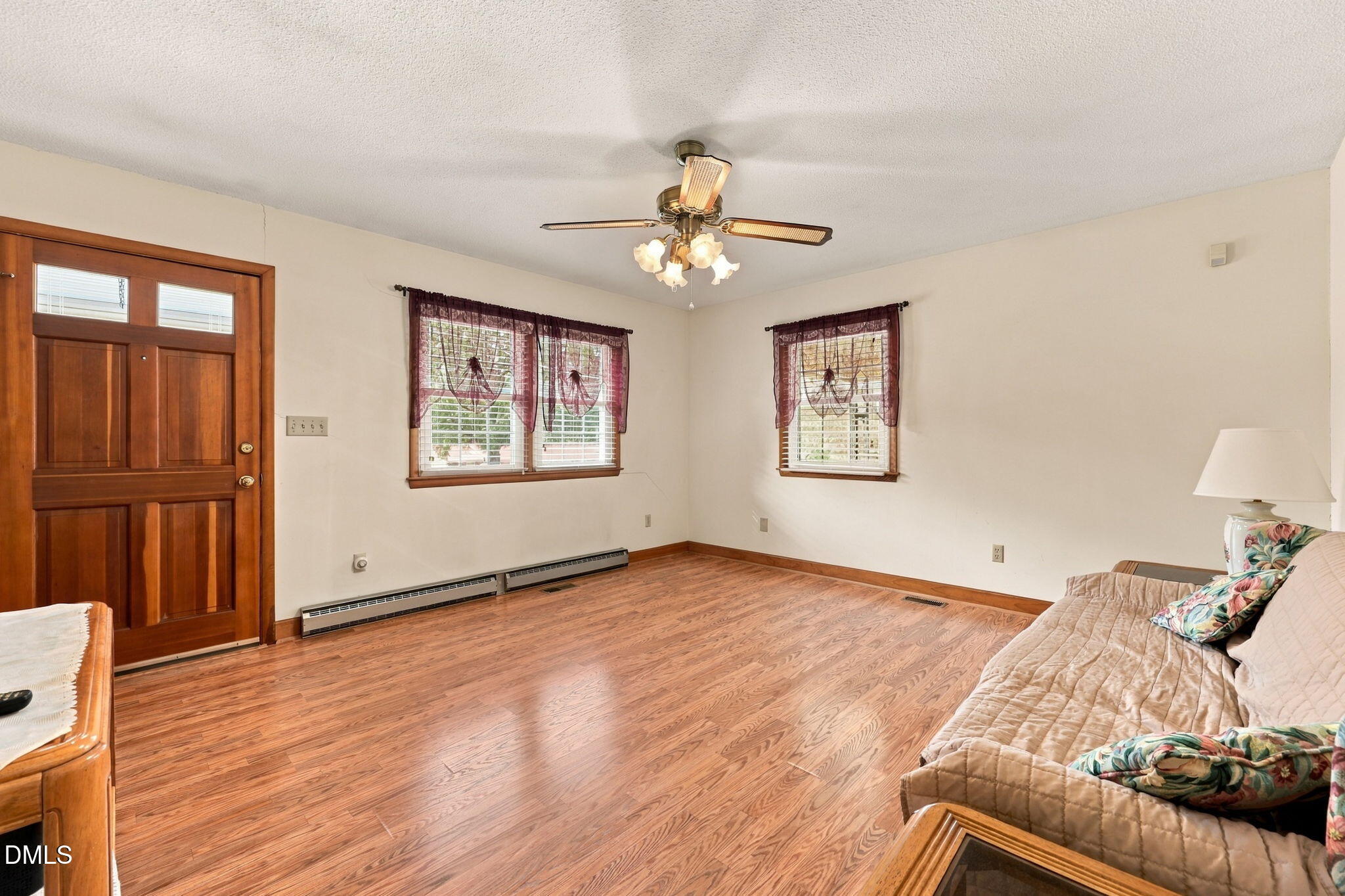 3911 Holder Road Property Photo 32