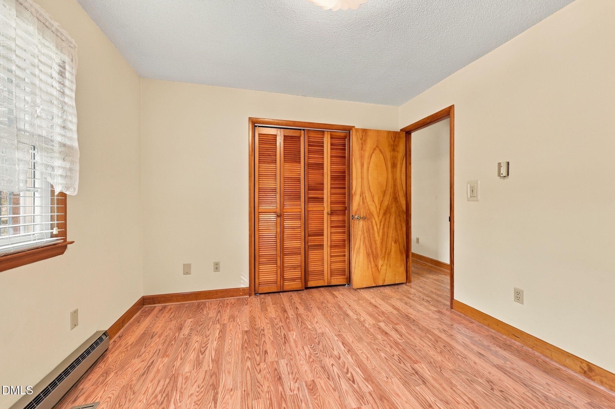 3911 Holder Road Property Photo 36