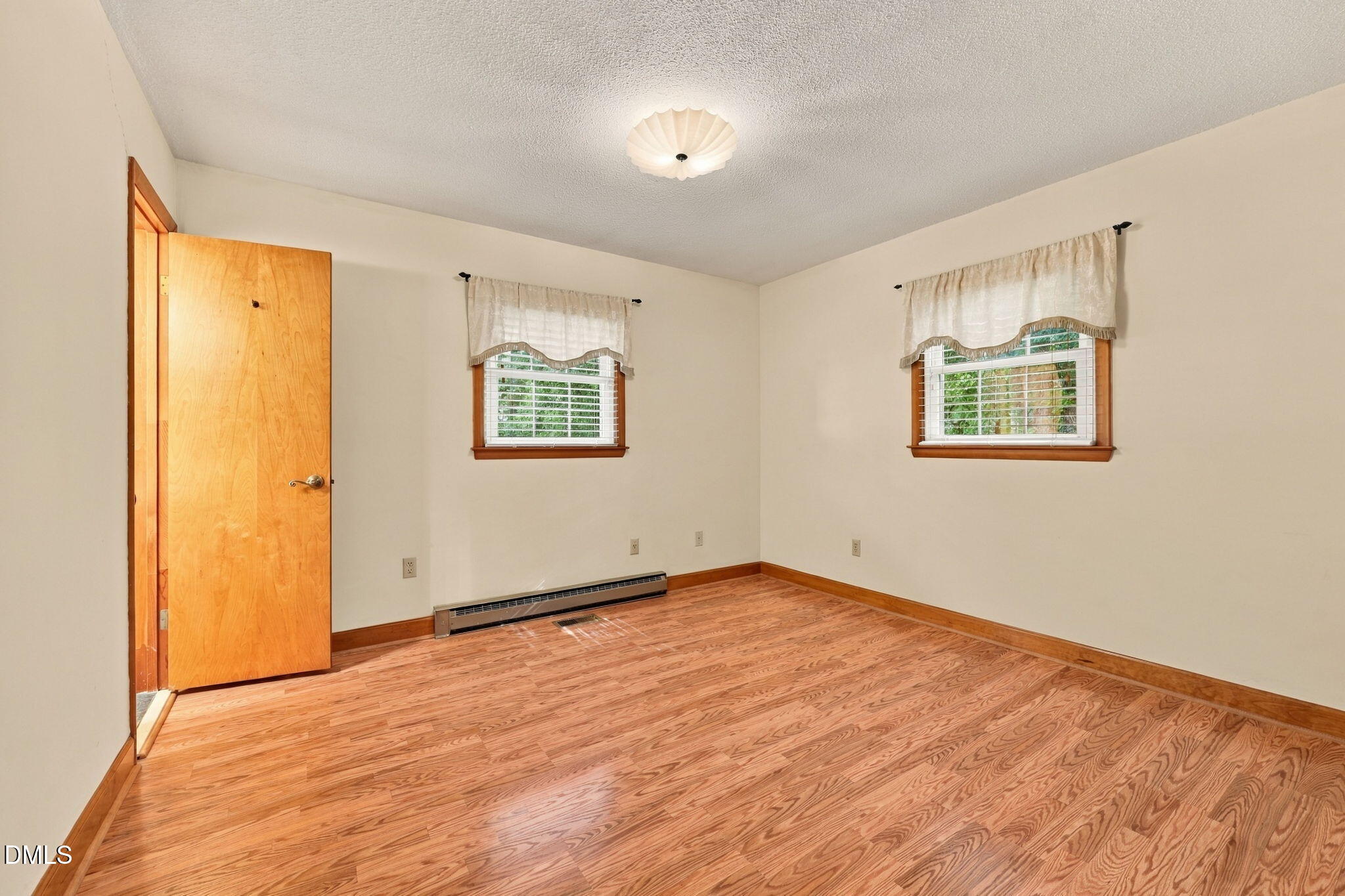 3911 Holder Road Property Photo 40