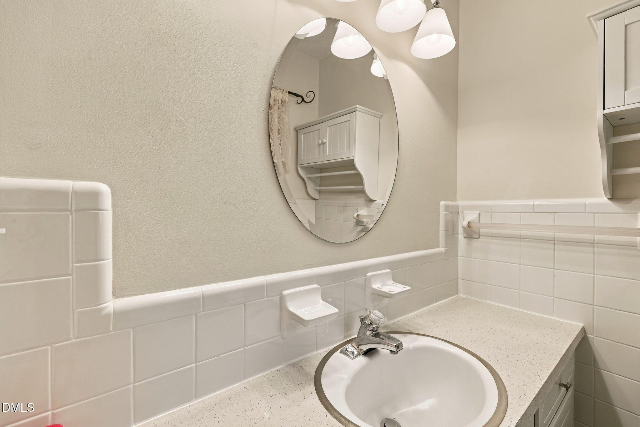 3911 Holder Road Property Photo 45