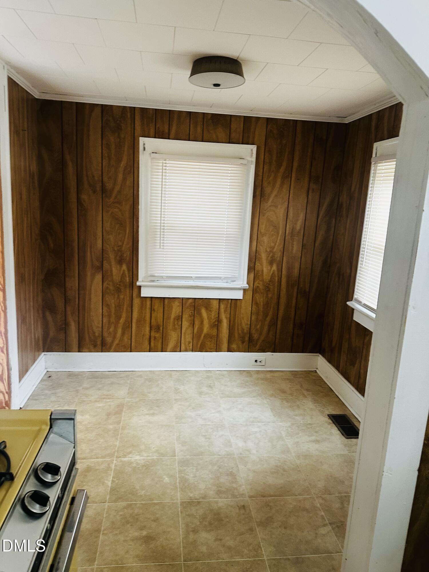 111 W Summit Avenue Property Photo 16