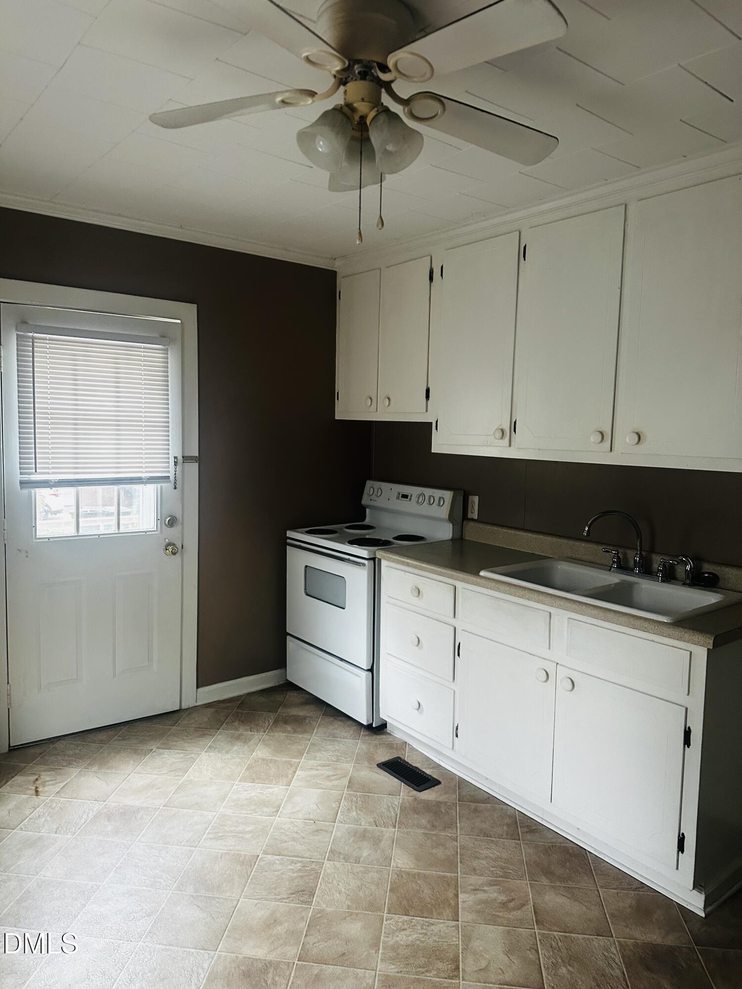 111 W Summit Avenue Property Photo 26