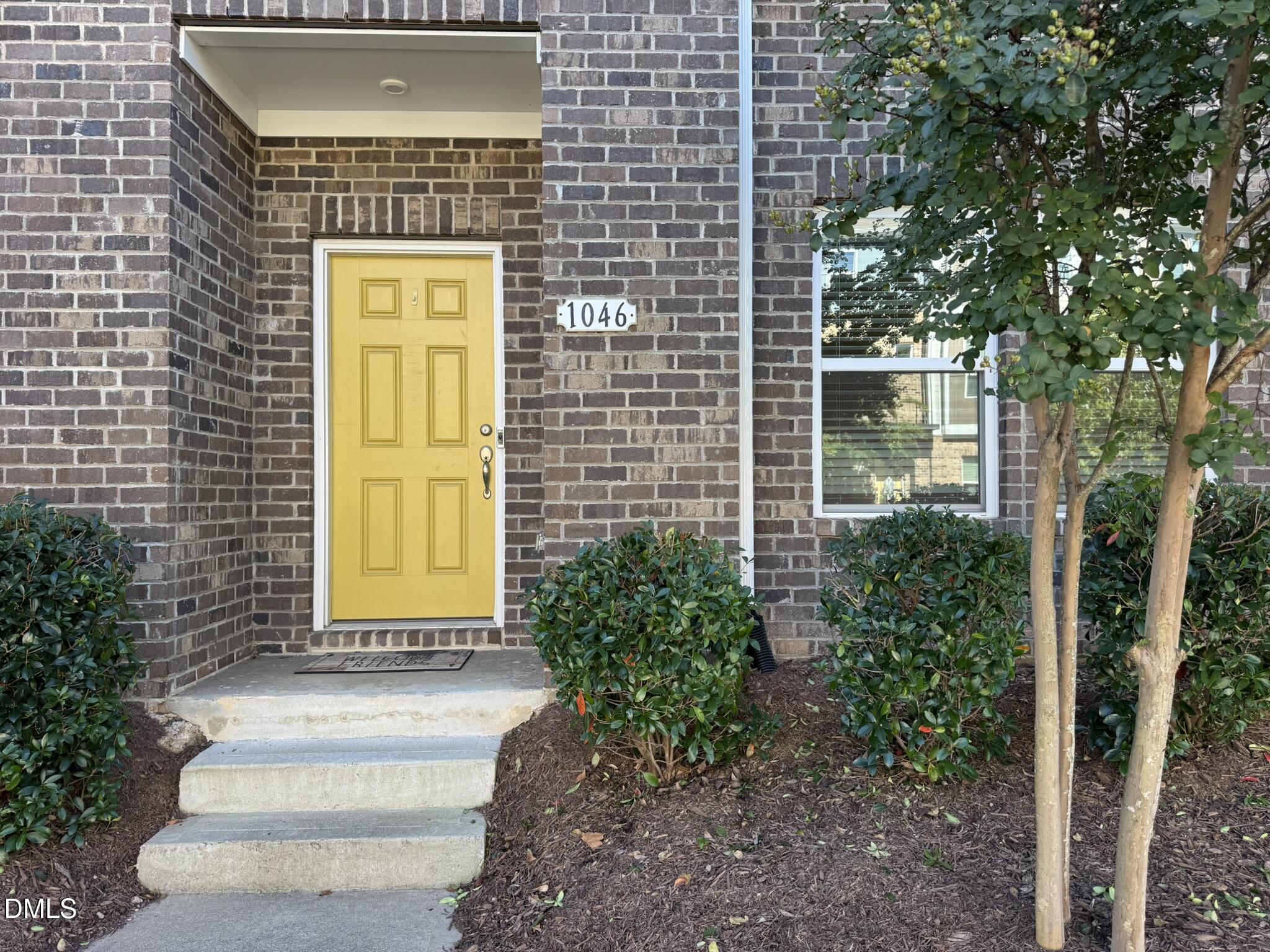 1046 Salt Glaze Lane Property Photo 2