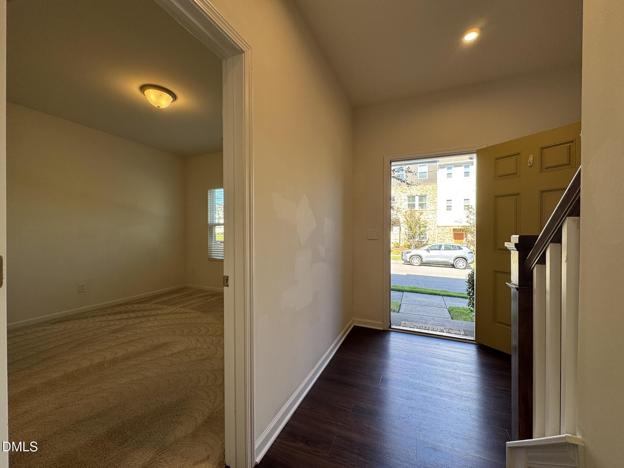 1046 Salt Glaze Lane Property Photo 6