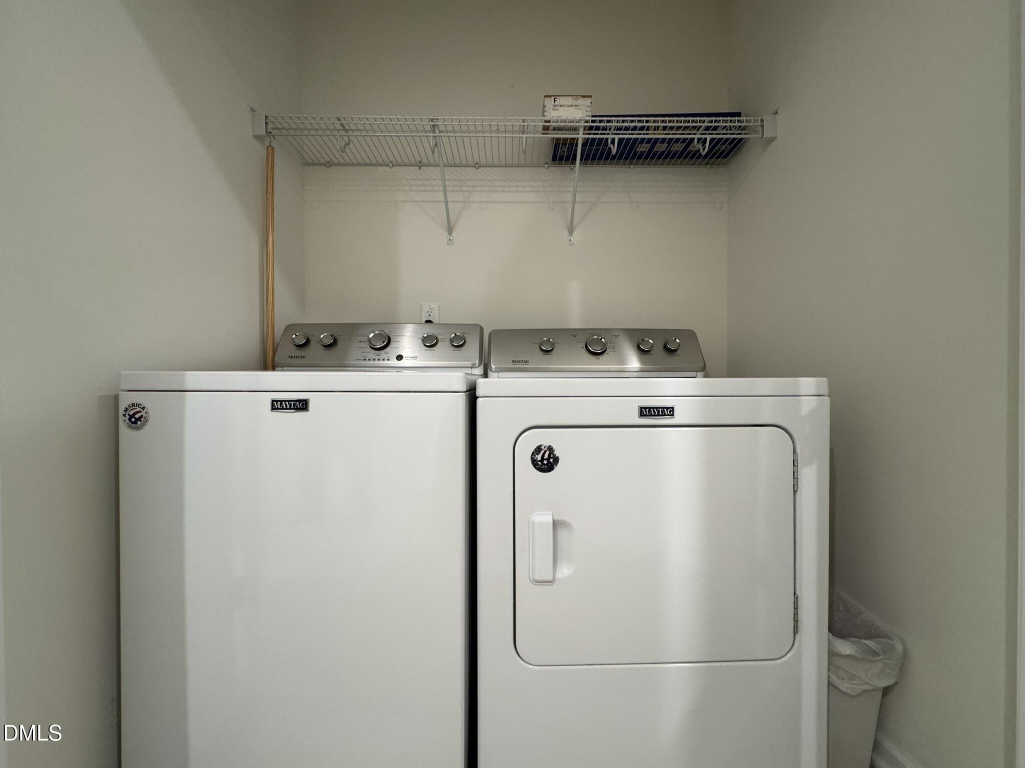 1046 Salt Glaze Lane Property Photo 21
