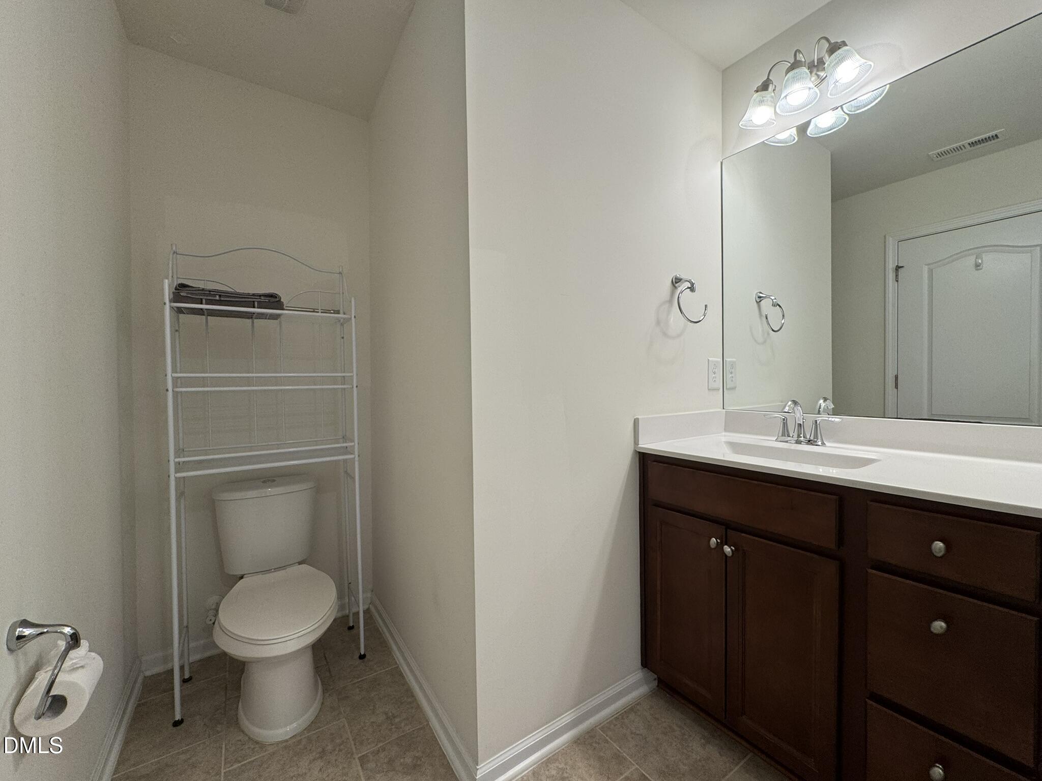 1046 Salt Glaze Lane Property Photo 24