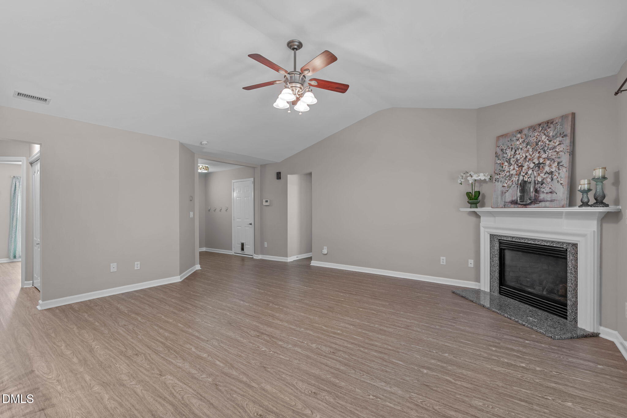 131 Saddle River Road Property Photo 4