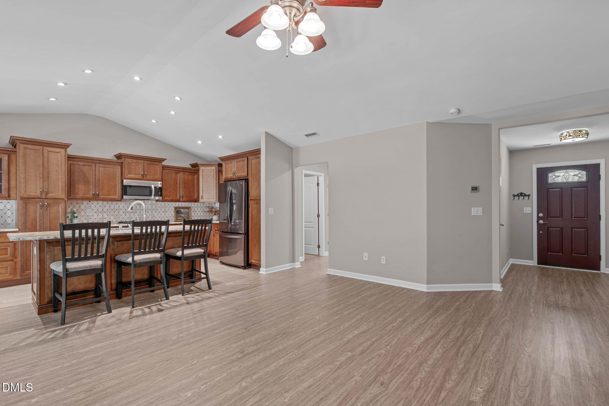 131 Saddle River Road Property Photo 9