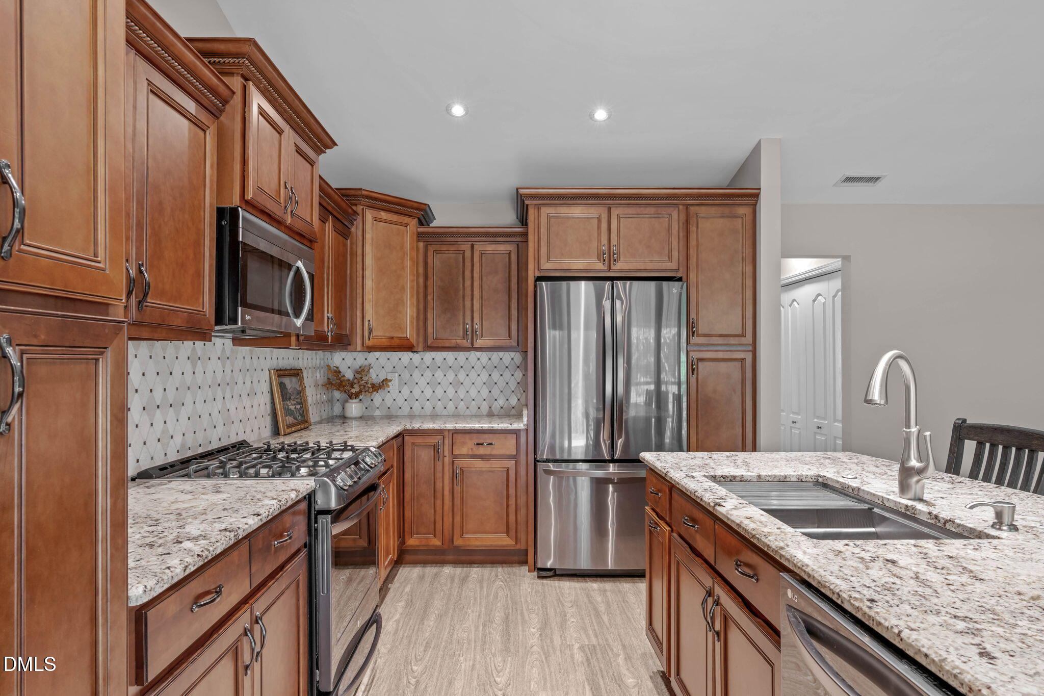 131 Saddle River Road Property Photo 13