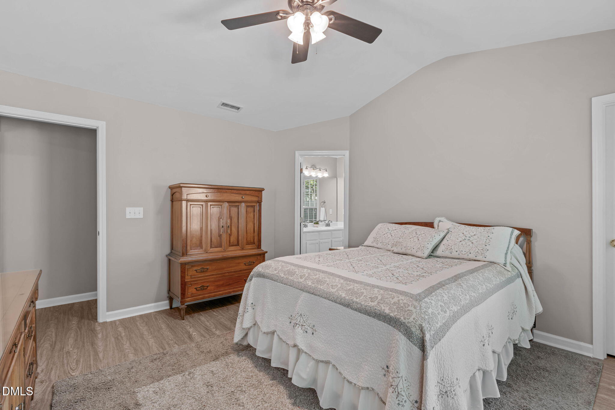 131 Saddle River Road Property Photo 17