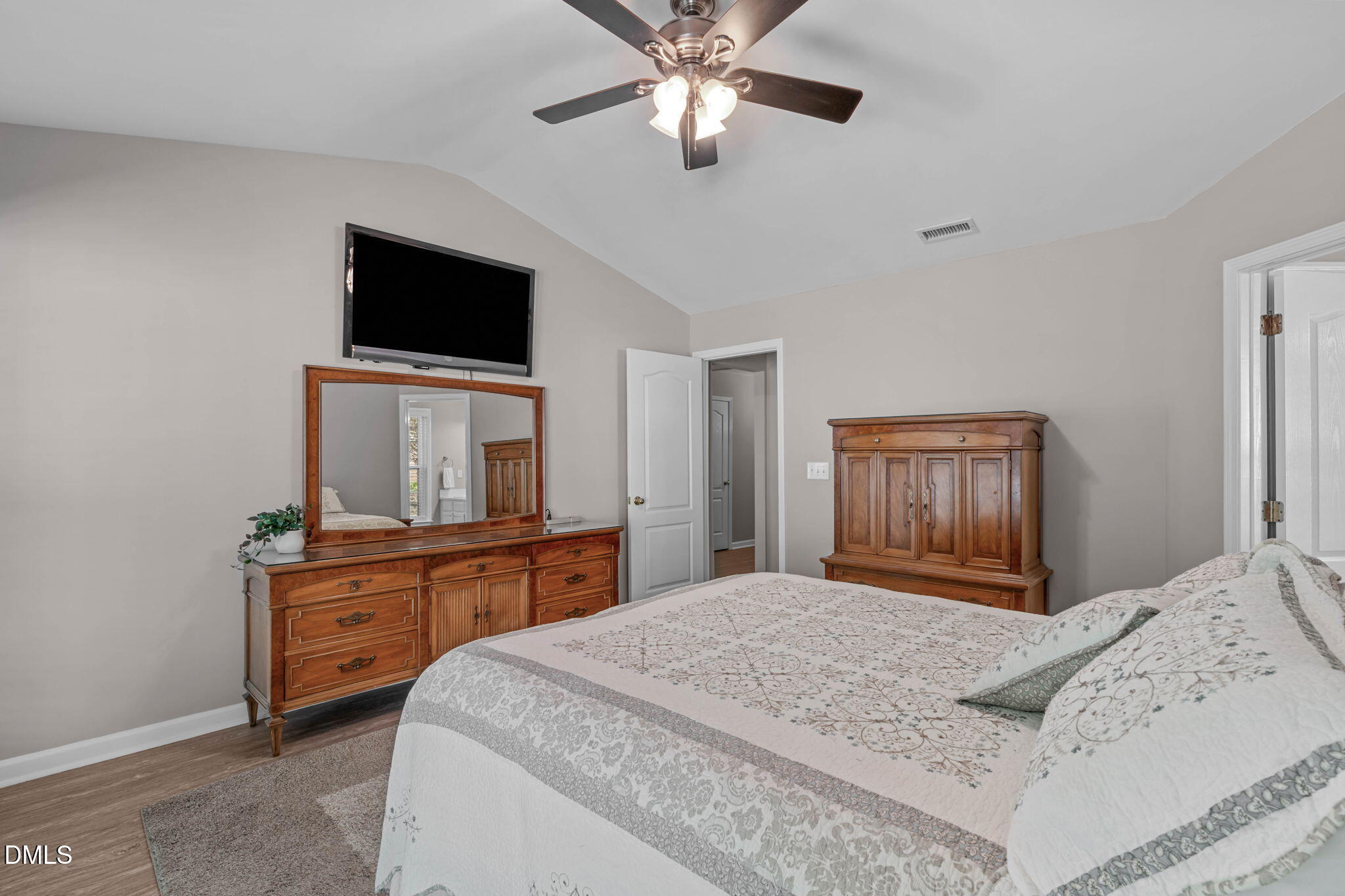 131 Saddle River Road Property Photo 18