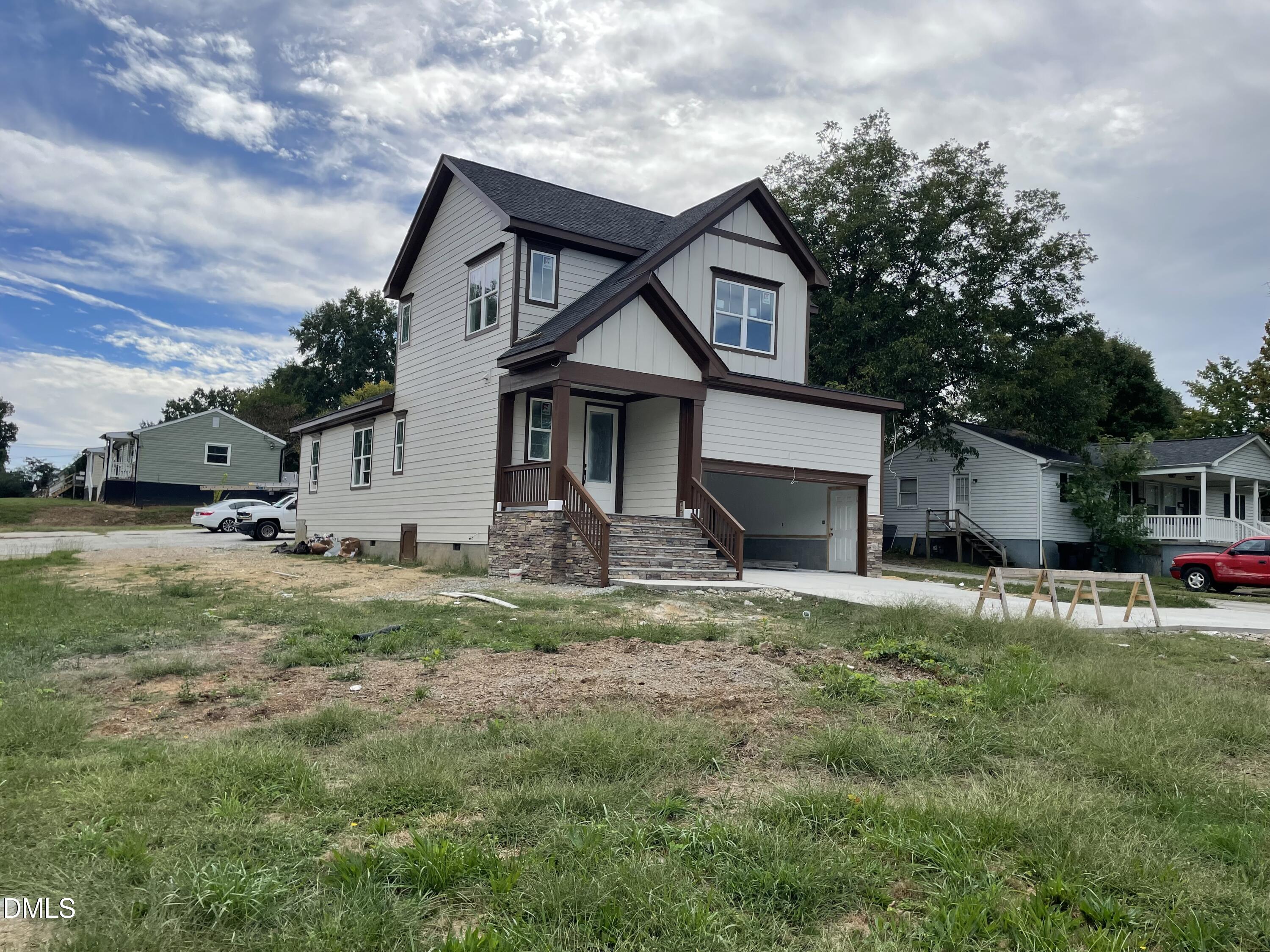 1509 Vaughn Road Property Photo 1
