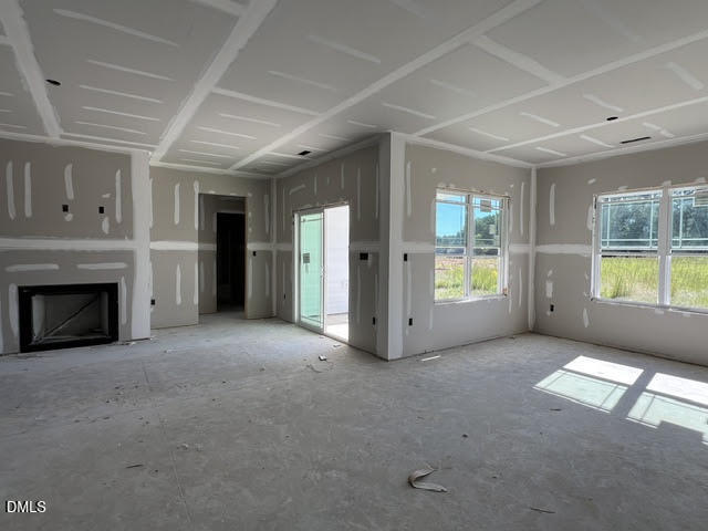 114 Lynn Lane Property Photo 4