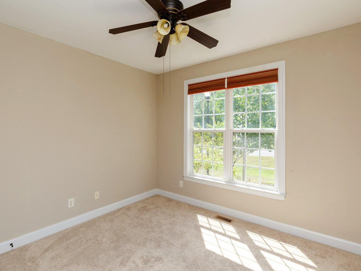 75 Glen Oaks Drive Property Photo 25