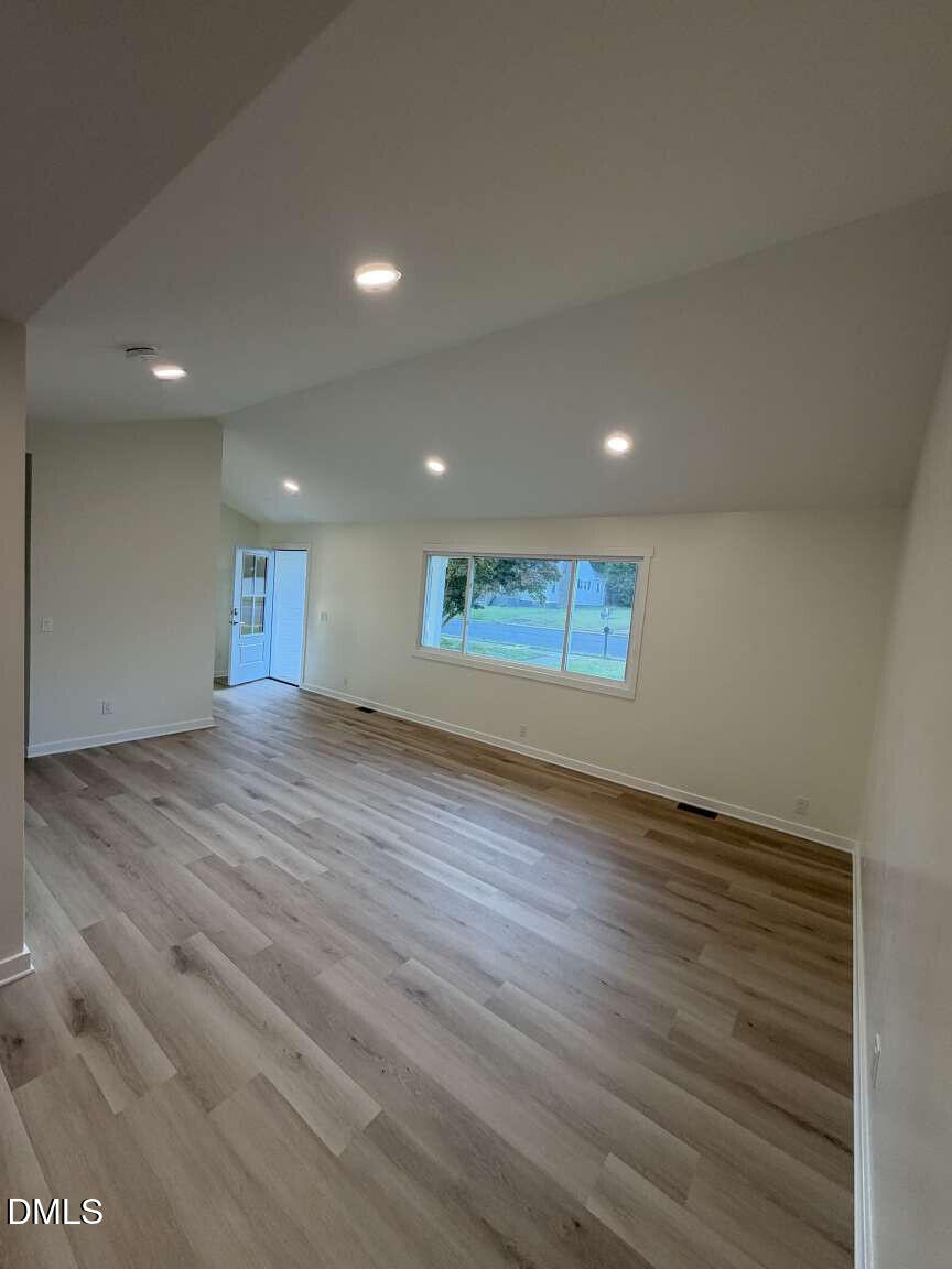 208 S Saint John Street Property Photo 6