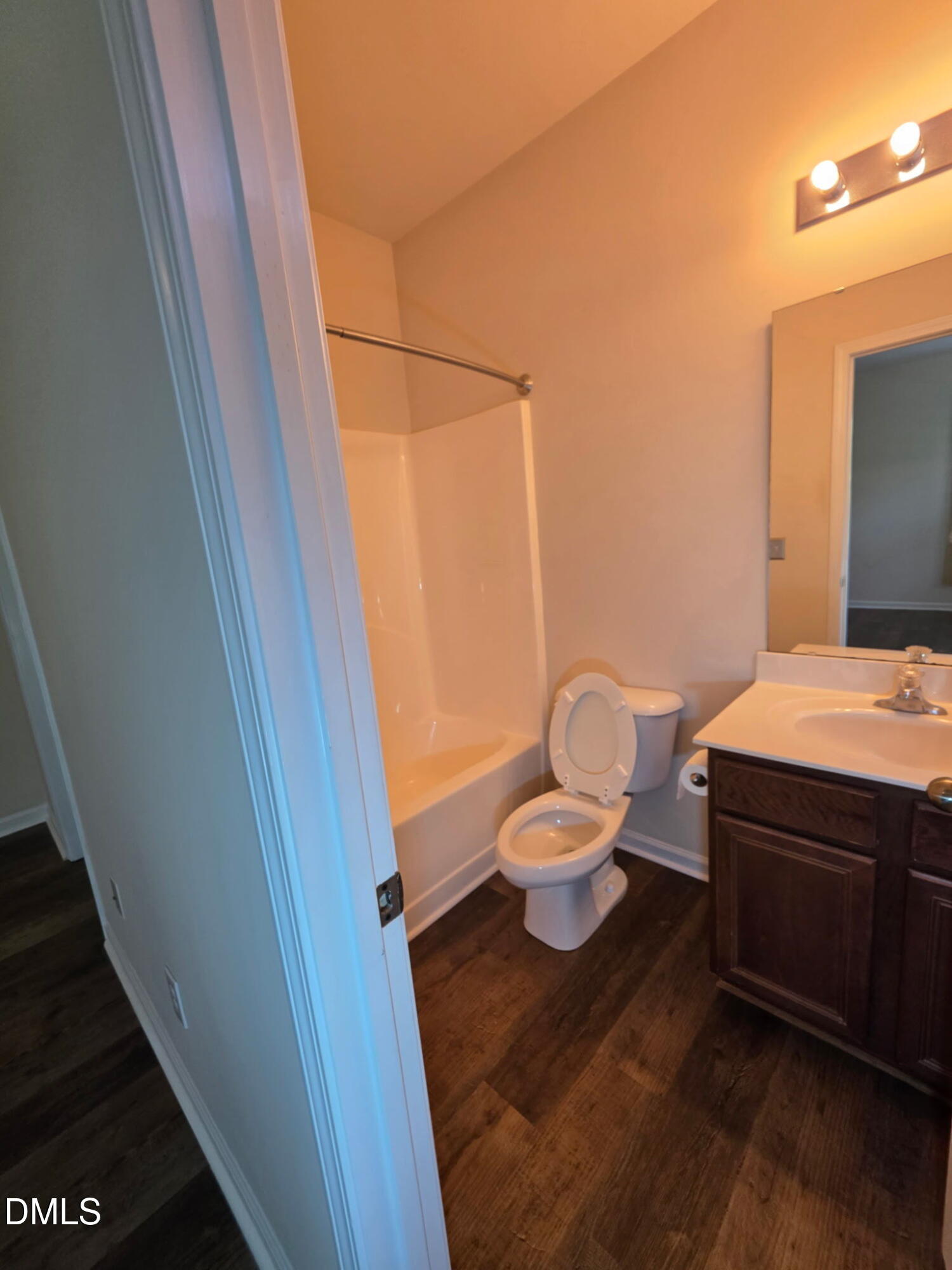 806 Carpenter Glenn Drive Property Photo 10