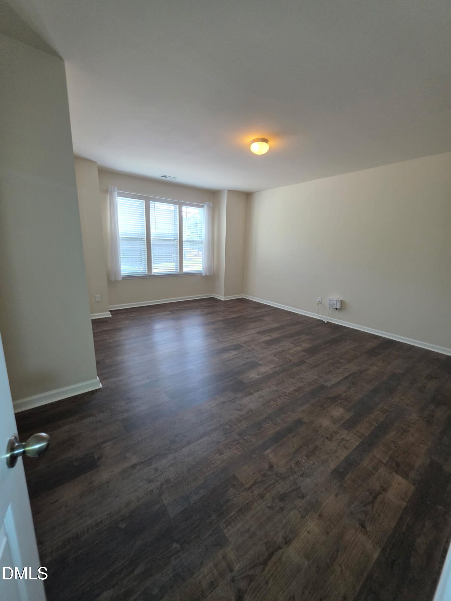 806 Carpenter Glenn Drive Property Photo 12