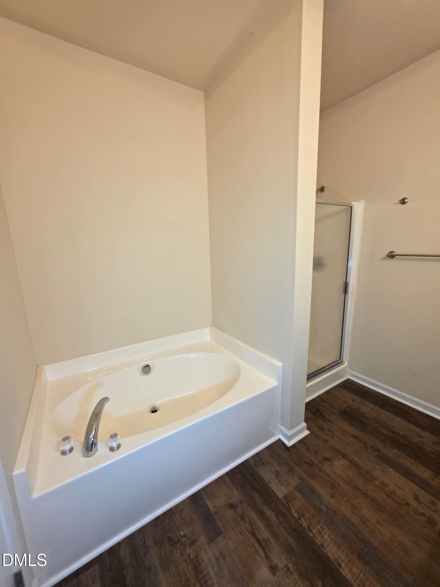 806 Carpenter Glenn Drive Property Photo 16