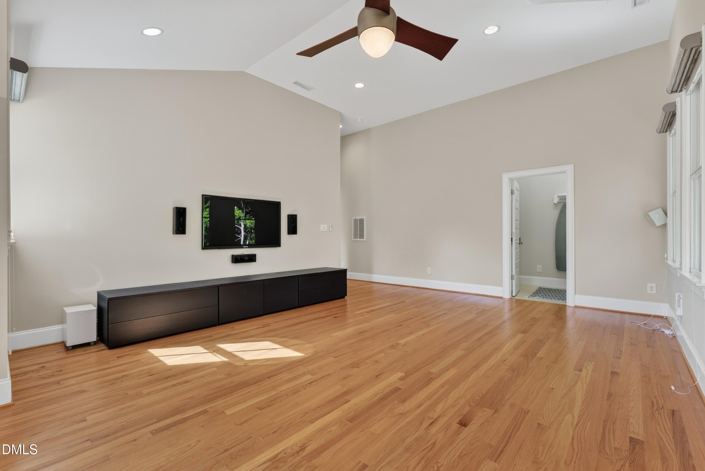 504 Rockgarden Road Property Photo 41