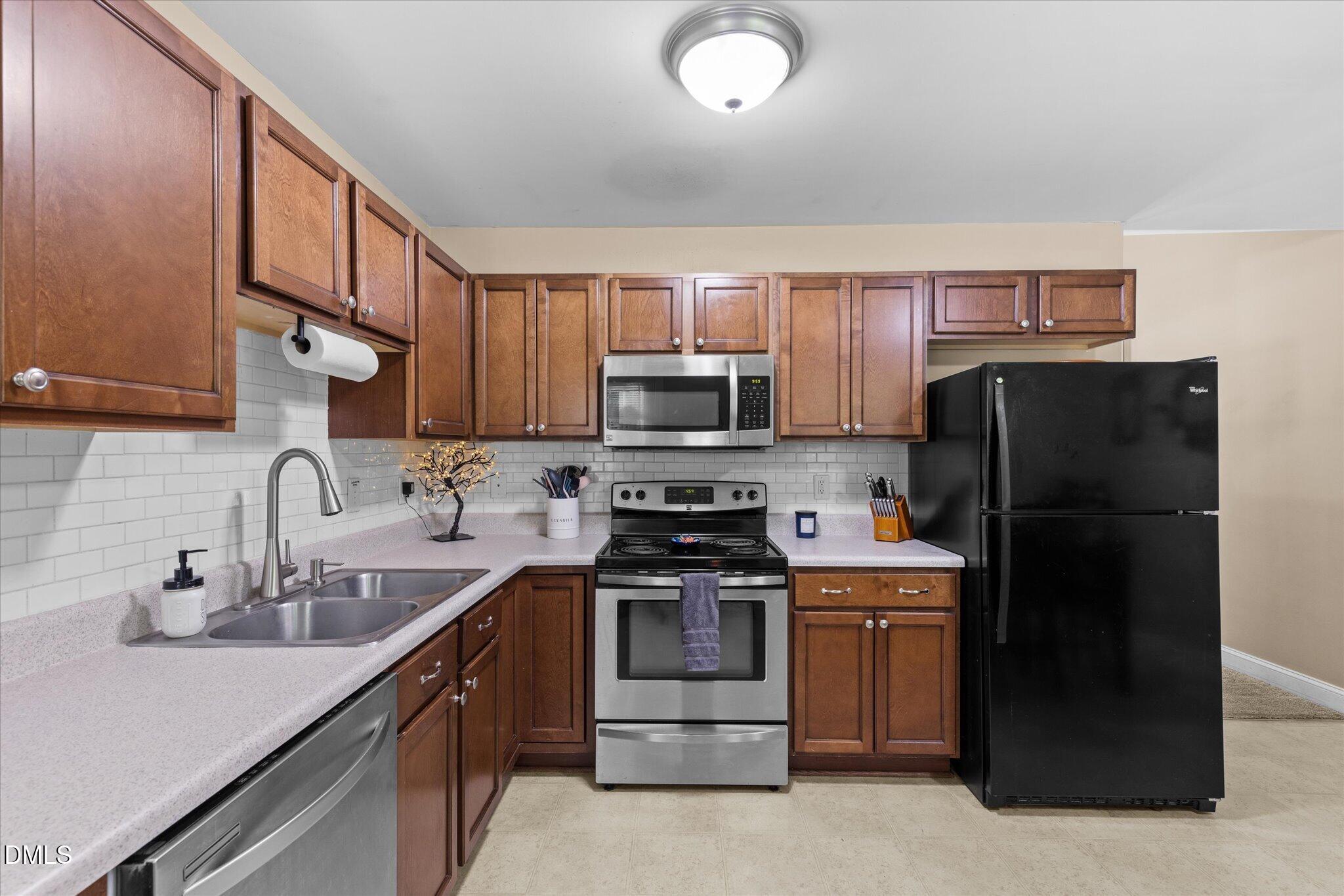 80 Alcock Lane Property Photo 8