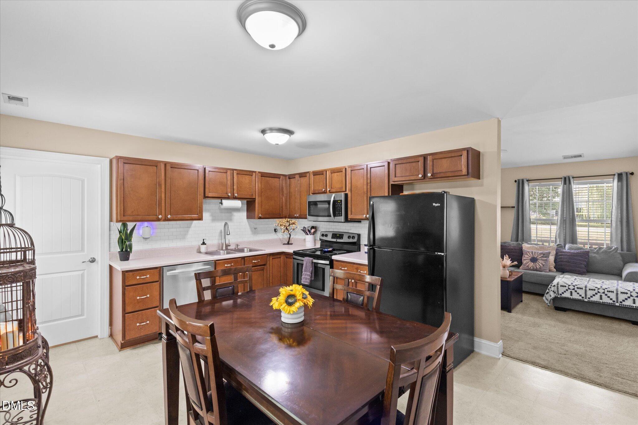80 Alcock Lane Property Photo 10