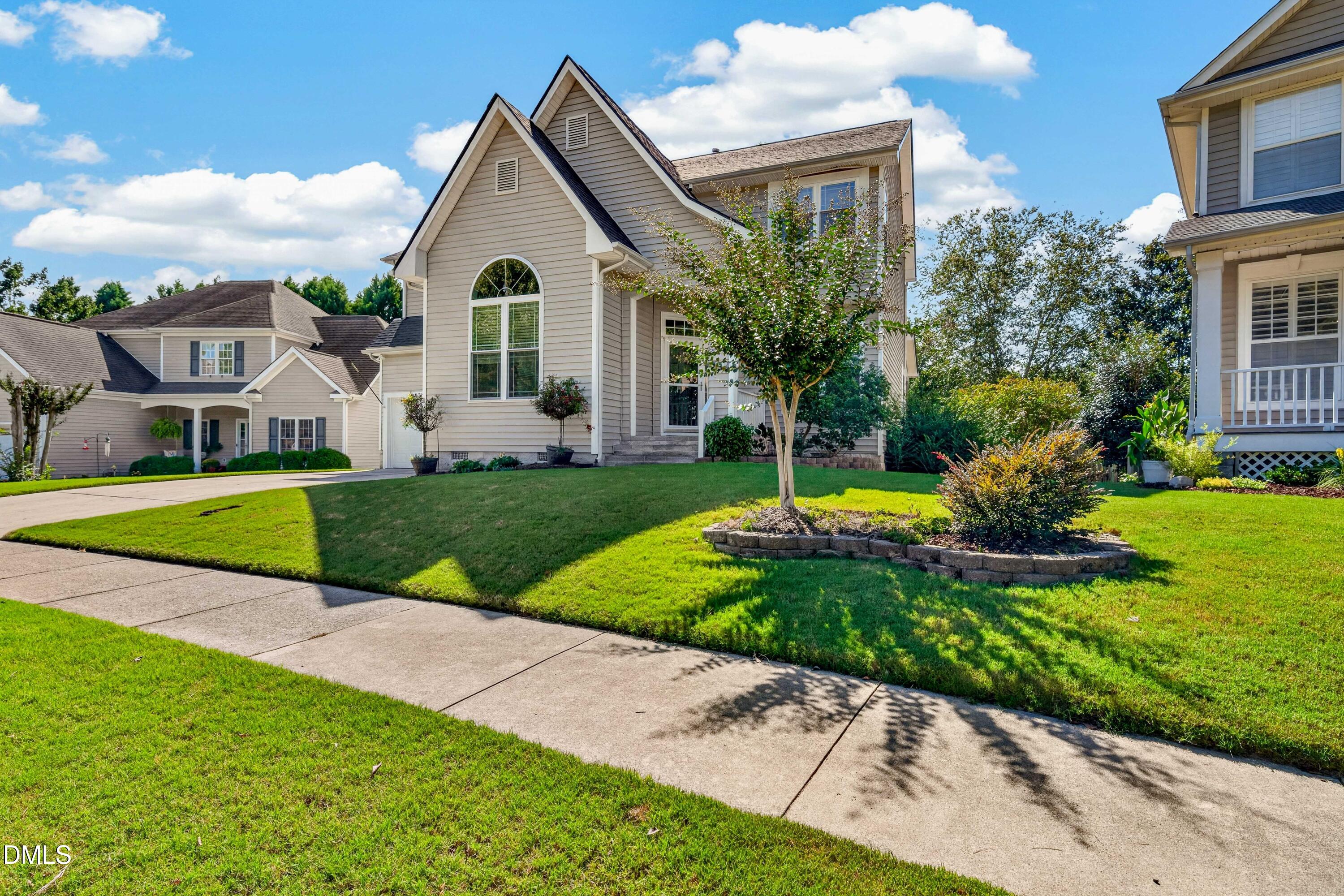 1412 Willow Leaf Way Property Photo 4