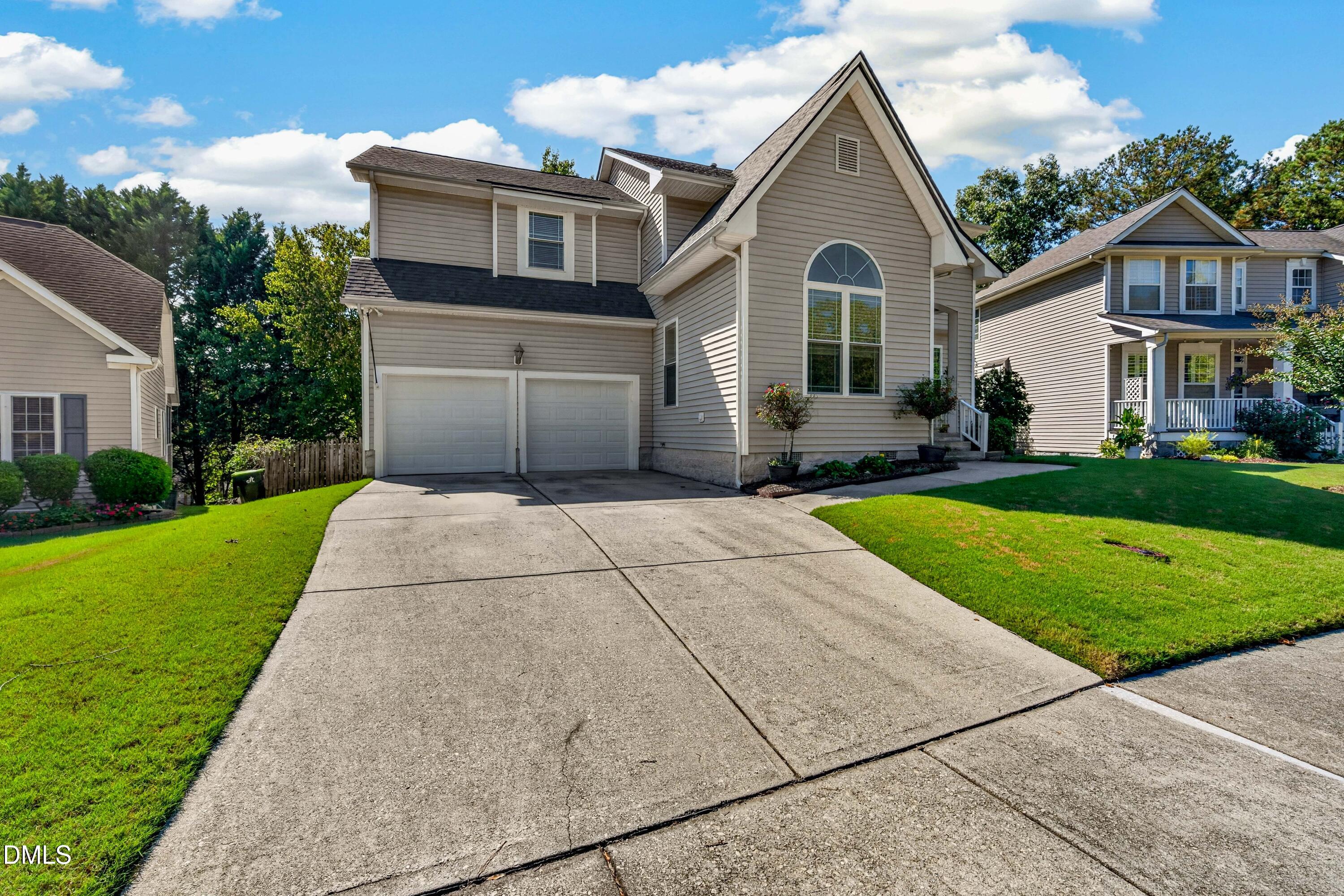 1412 Willow Leaf Way Property Photo 6